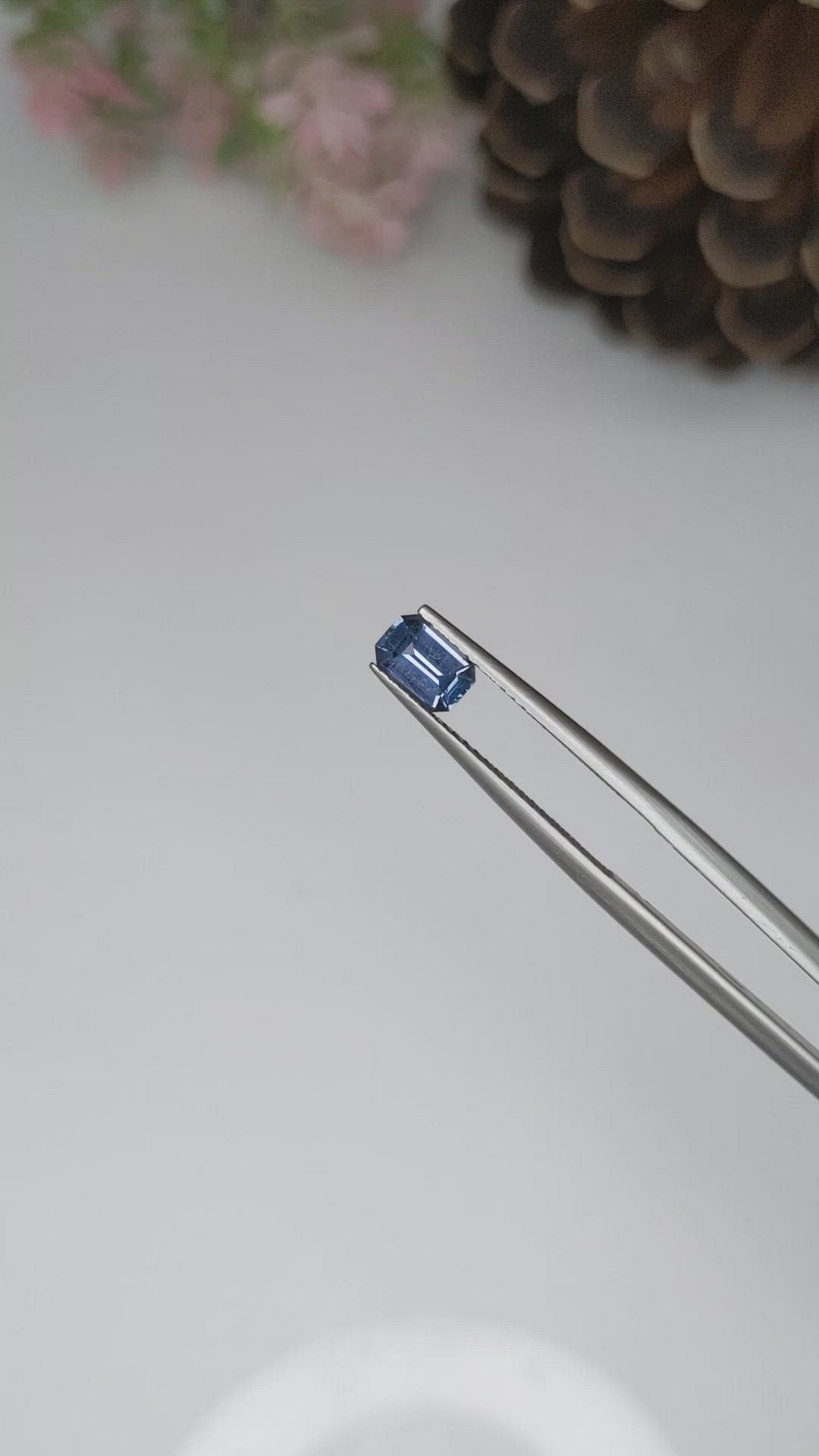 0.65 Ct. Spinel from Ceylon (Sri Lanka) Size Video