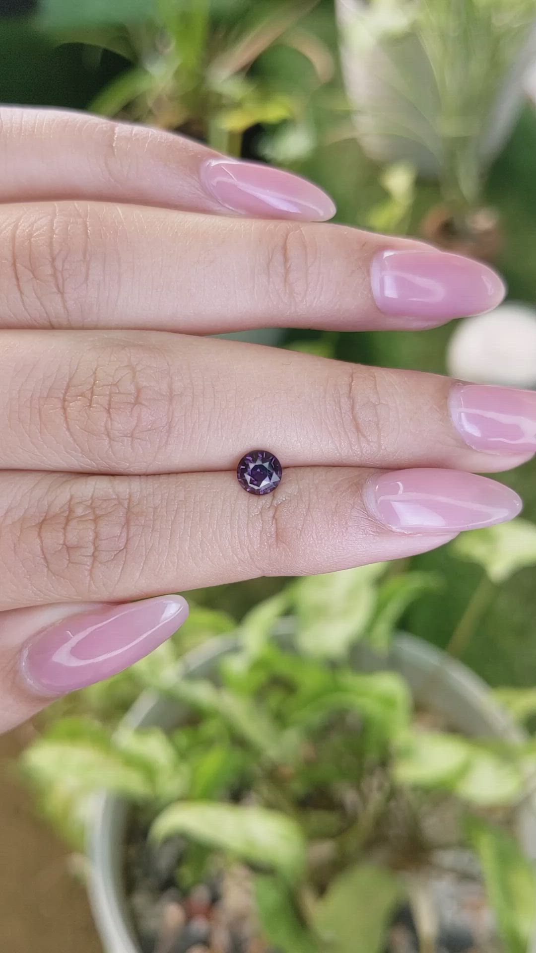 0.71 Ct. Spinel from Ceylon (Sri Lanka) Size Video