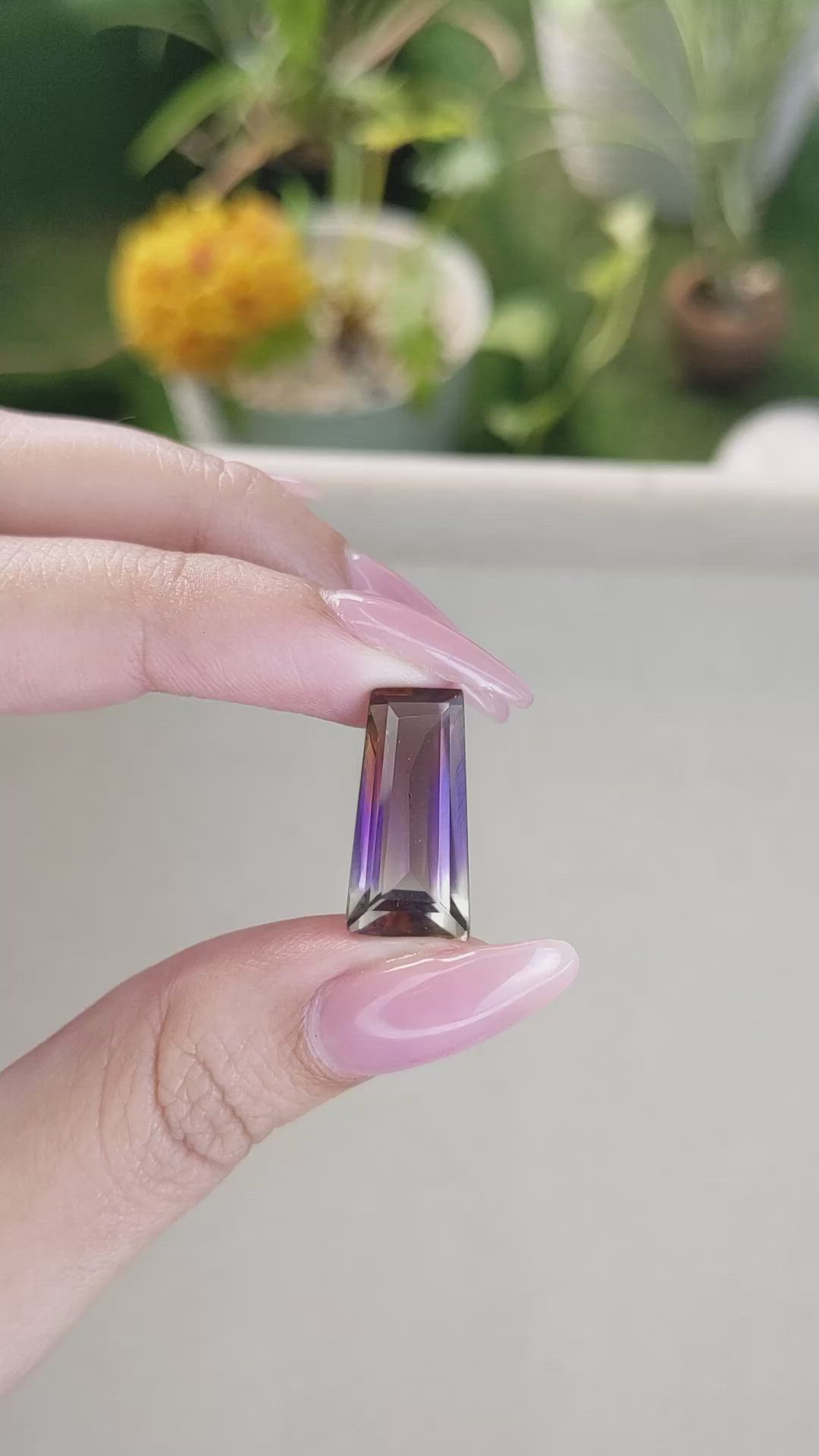 10.00 Ct. Ametrine from Madagascar Size Video