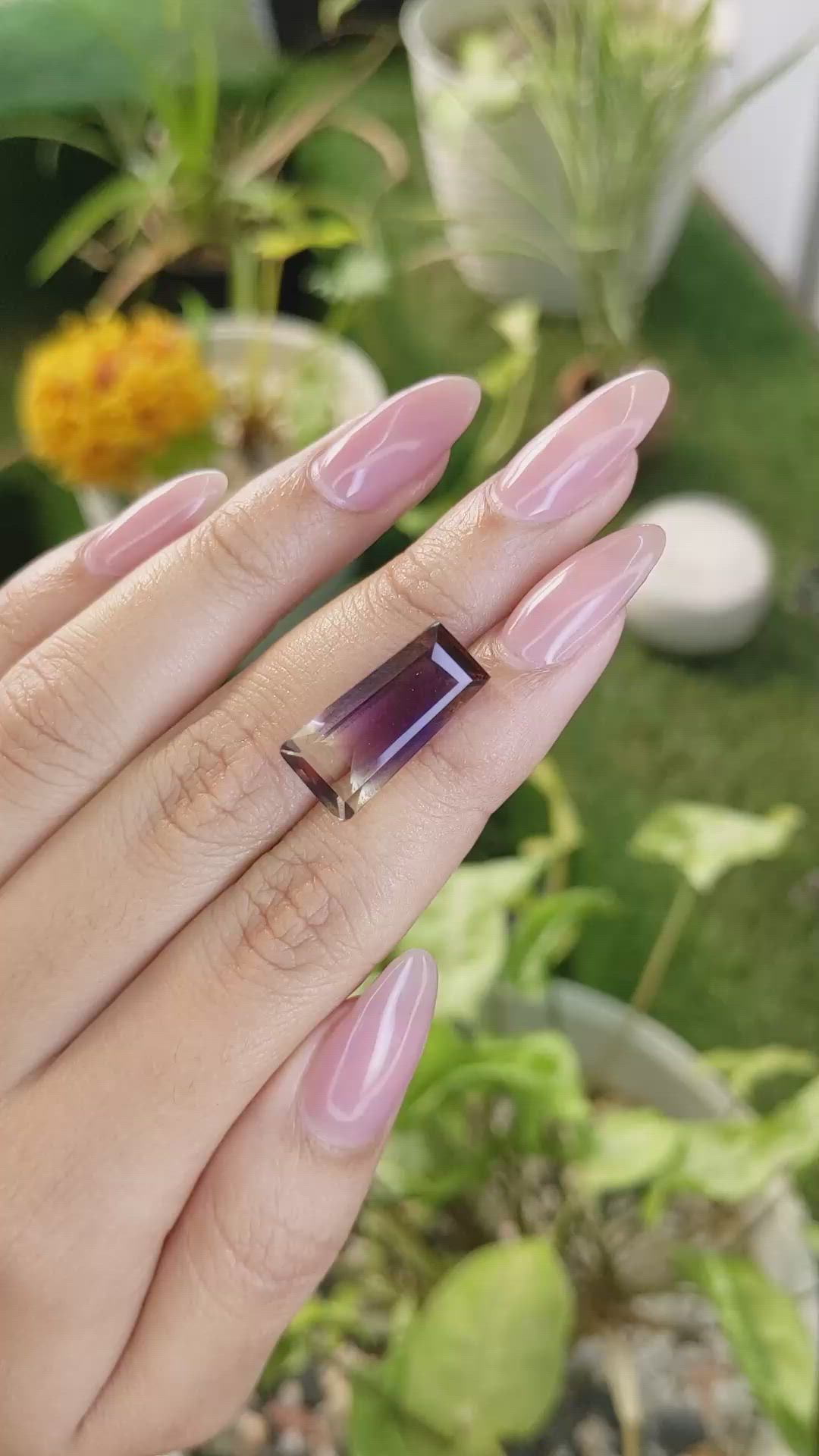 10.00 Ct. Ametrine from Madagascar Size Video