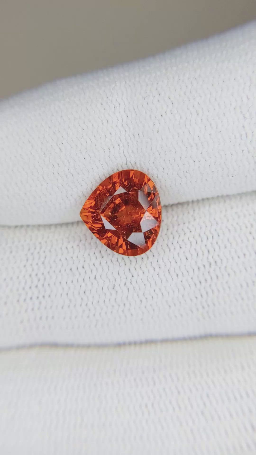 4.13 Ct. Spessartite Garnet from Ceylon (Sri Lanka) Size Video