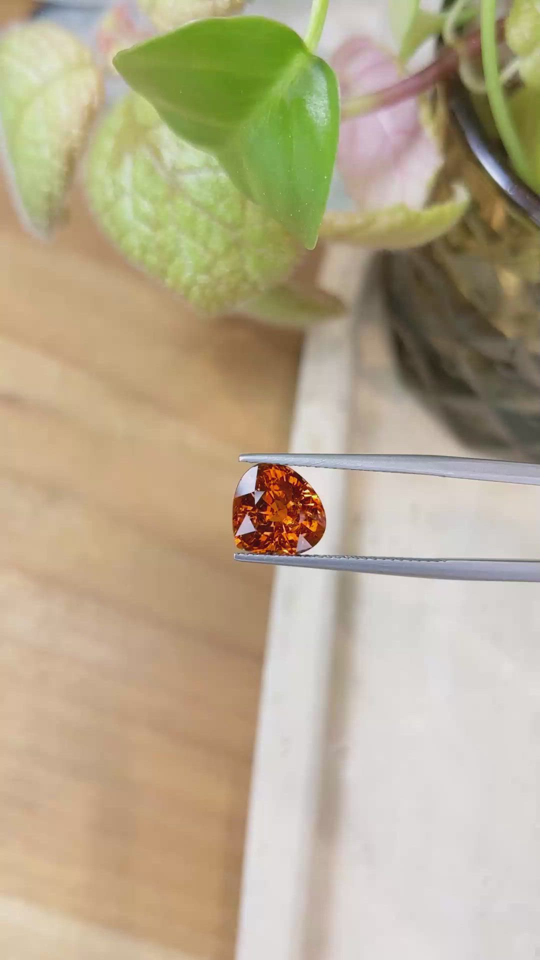 4.13 Ct. Spessartite Garnet from Ceylon (Sri Lanka) Size Video