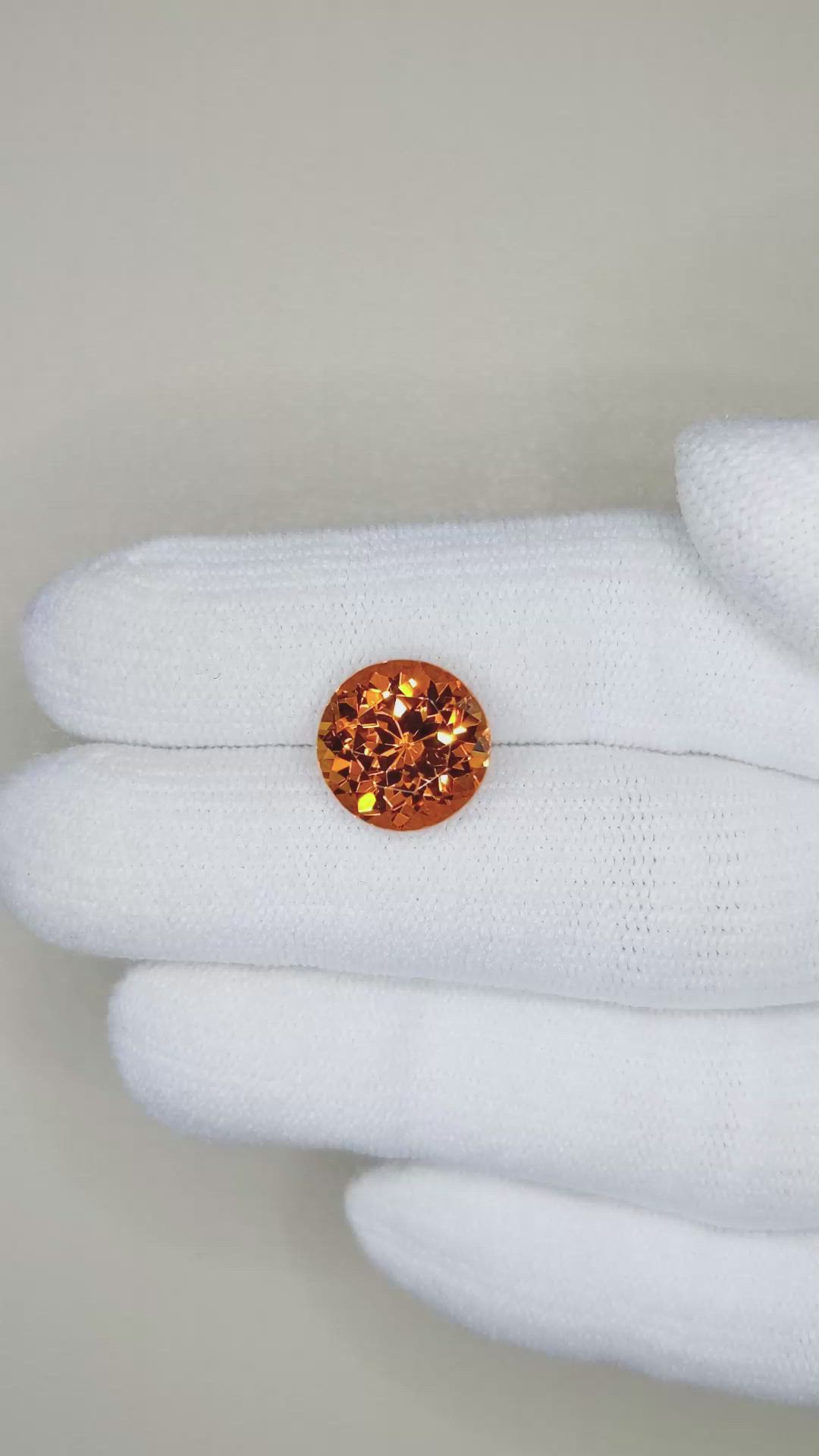 6.93 Ct. Spessartite Garnet from Ceylon (Sri Lanka) Size Video