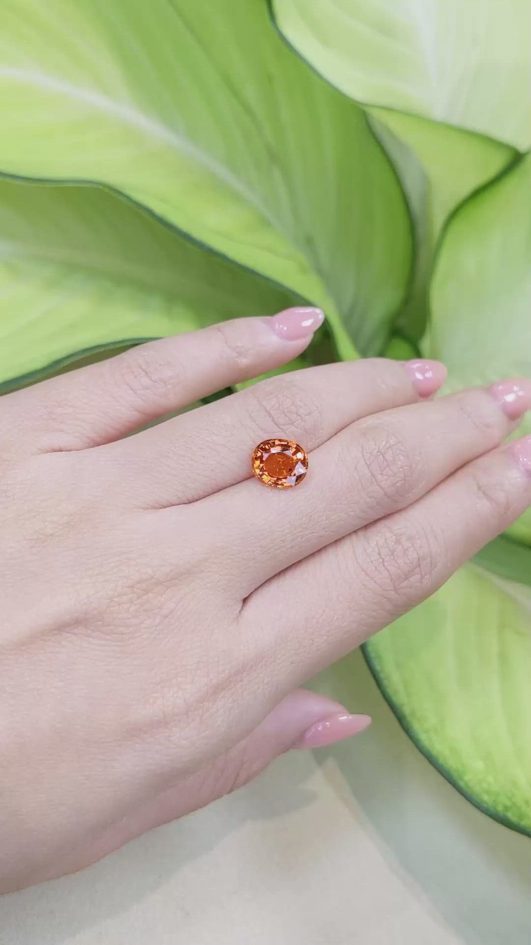 3.40 Ct. Spessartite Garnet from Ceylon (Sri Lanka) Size Video