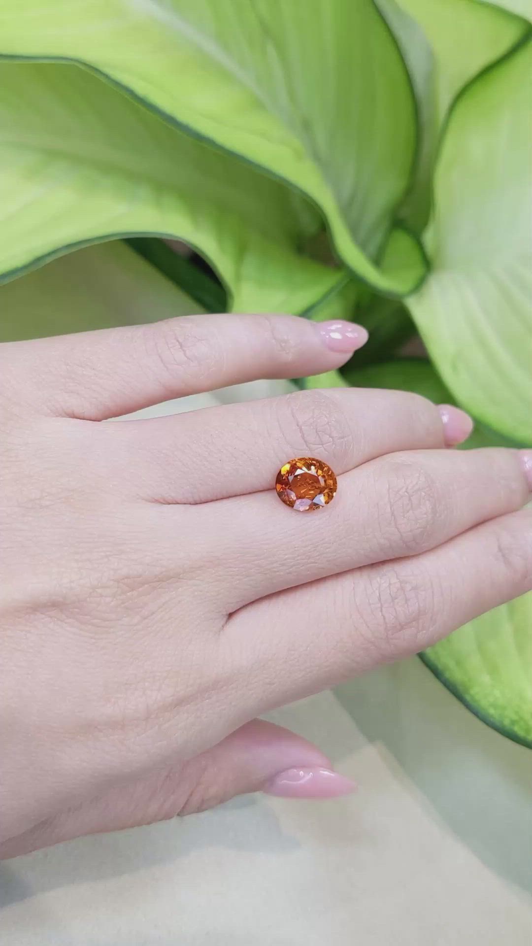 3.31 Ct. Spessartite Garnet from Ceylon (Sri Lanka) Size Video