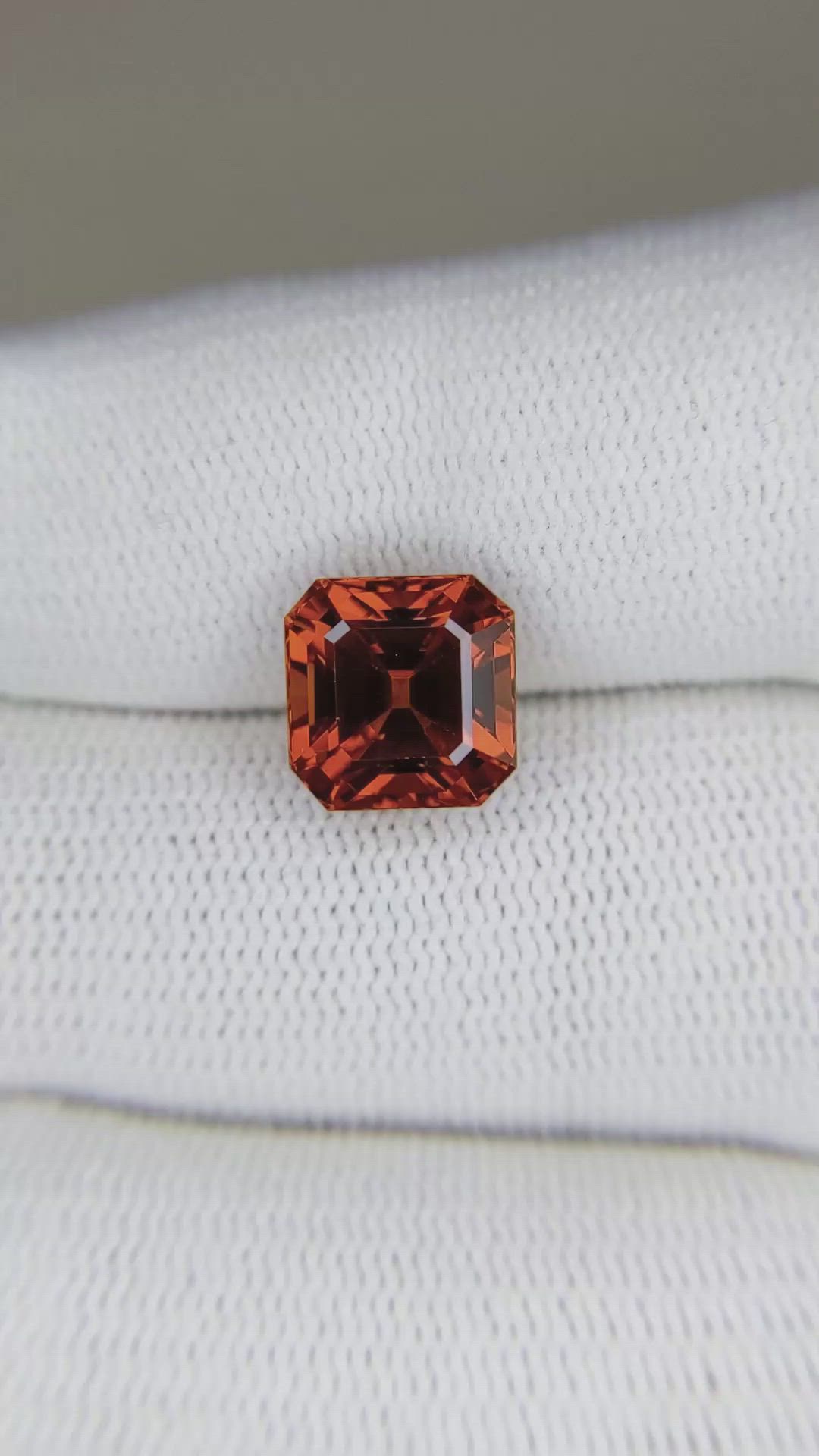 5.34 Ct. Spessartite Garnet from Ceylon (Sri Lanka) Size Video