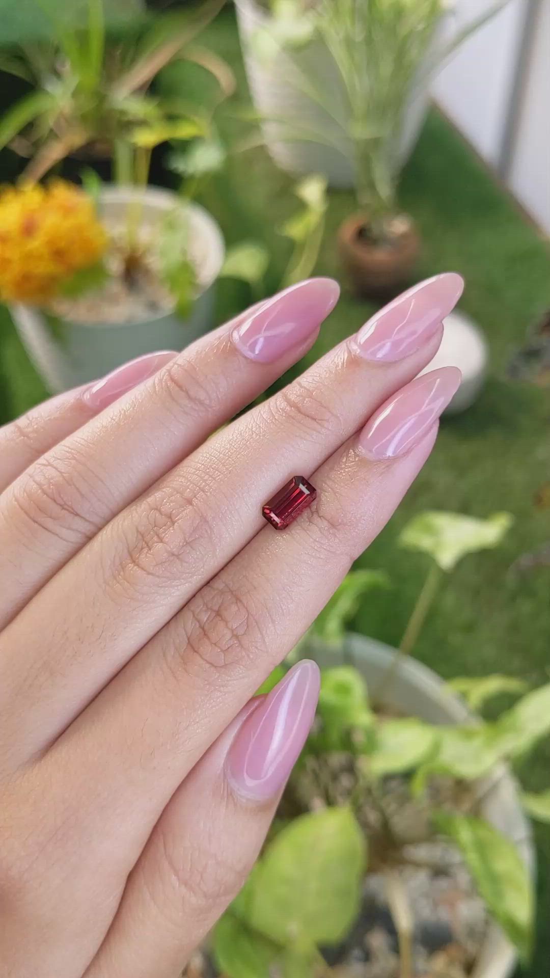 1.69 Ct. Garnet from Ceylon (Sri Lanka) Size Video