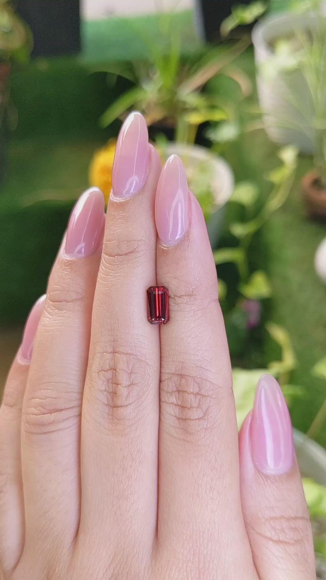 1.69 Ct. Garnet from Ceylon (Sri Lanka) Size Video