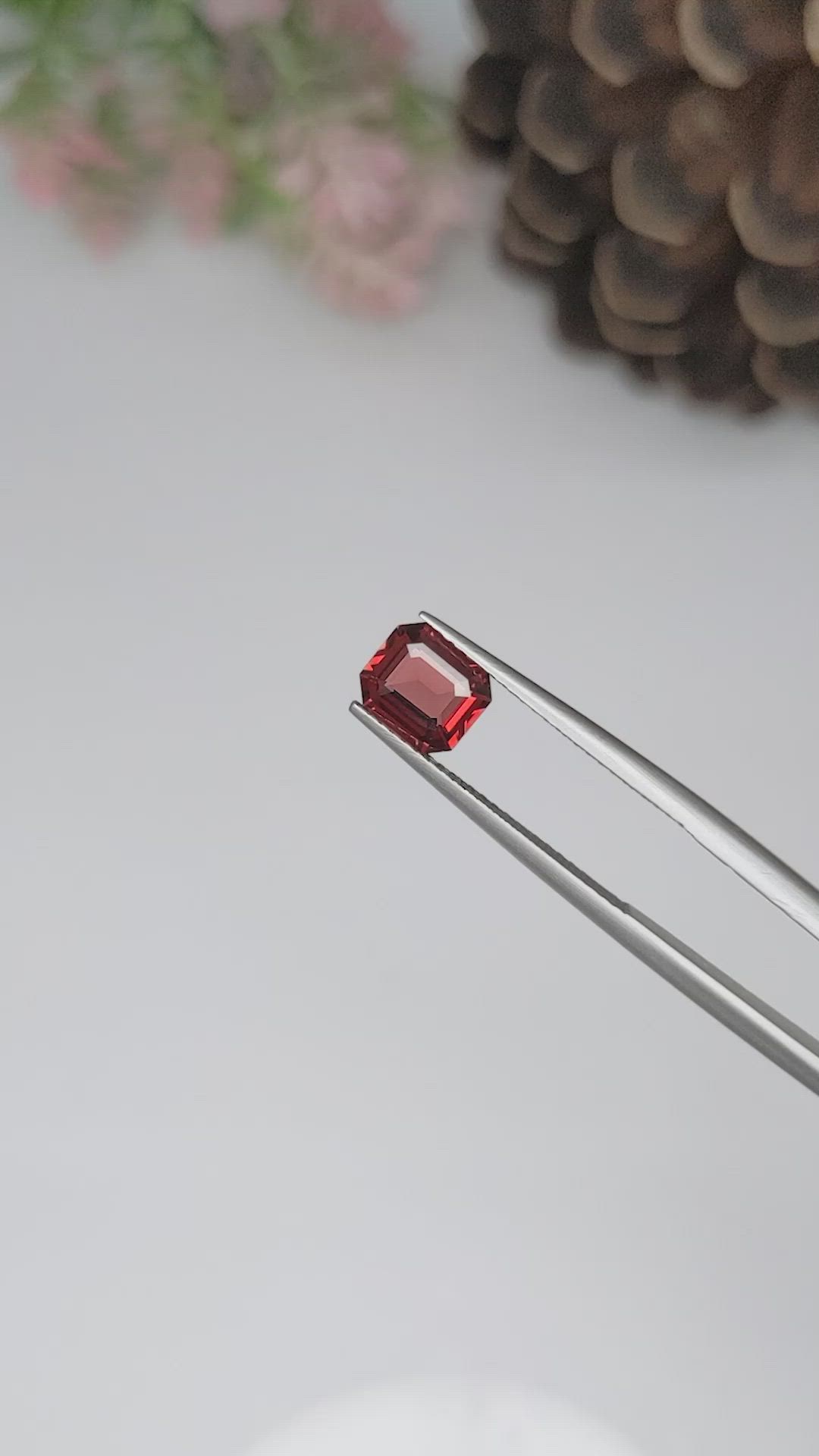 1.18 Ct. Garnet from Ceylon (Sri Lanka) Size Video