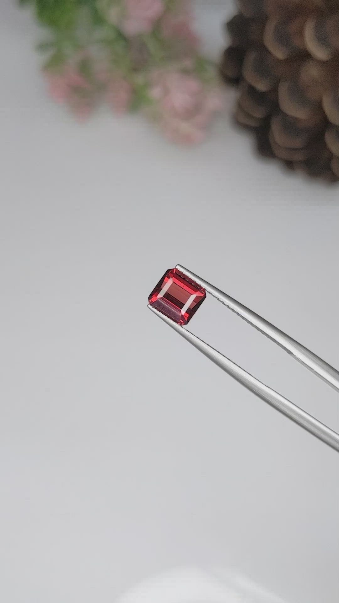 1.52 Ct. Garnet from Ceylon (Sri Lanka) Size Video