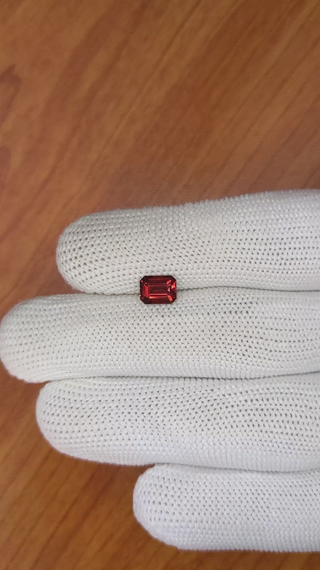 1.22 Ct. Garnet from Ceylon (Sri Lanka) Size Video