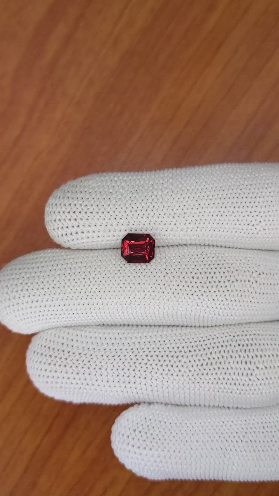 1.46 Ct. Garnet from Ceylon (Sri Lanka) Size Video