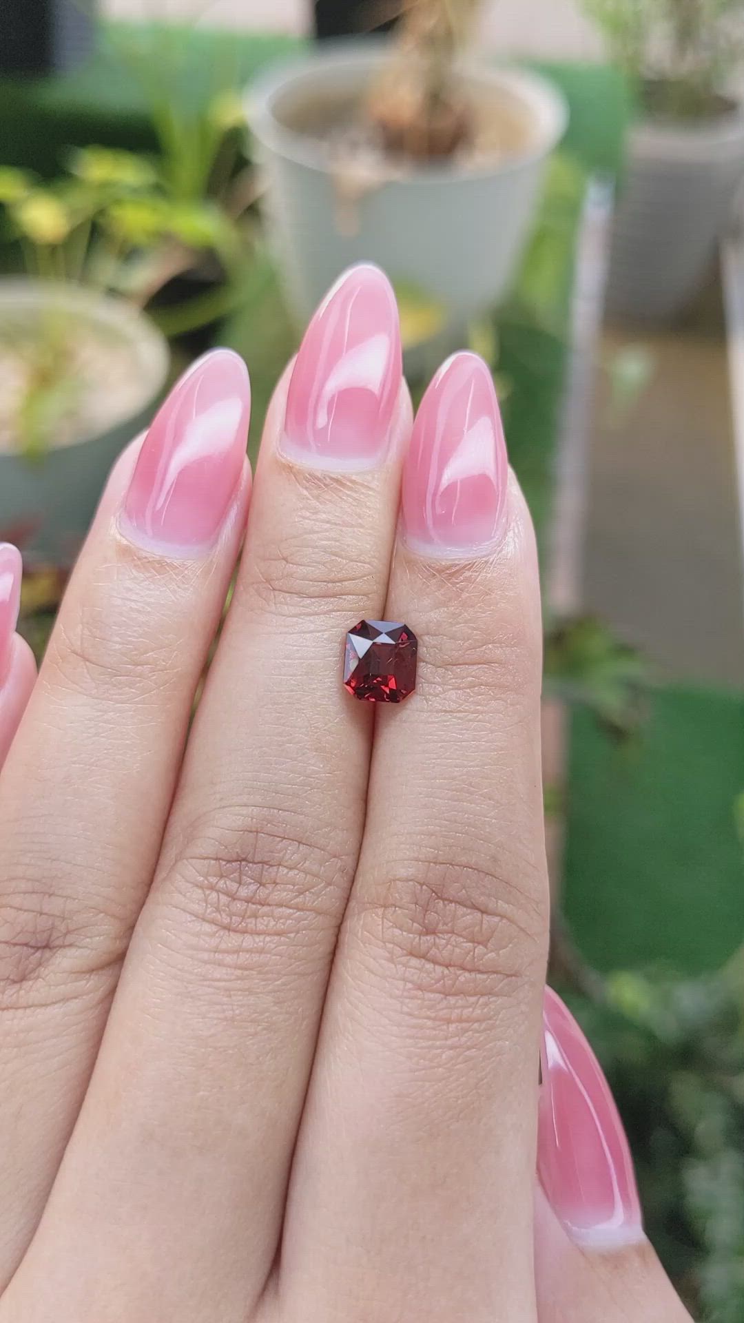 1.46 Ct. Garnet from Ceylon (Sri Lanka) Size Video