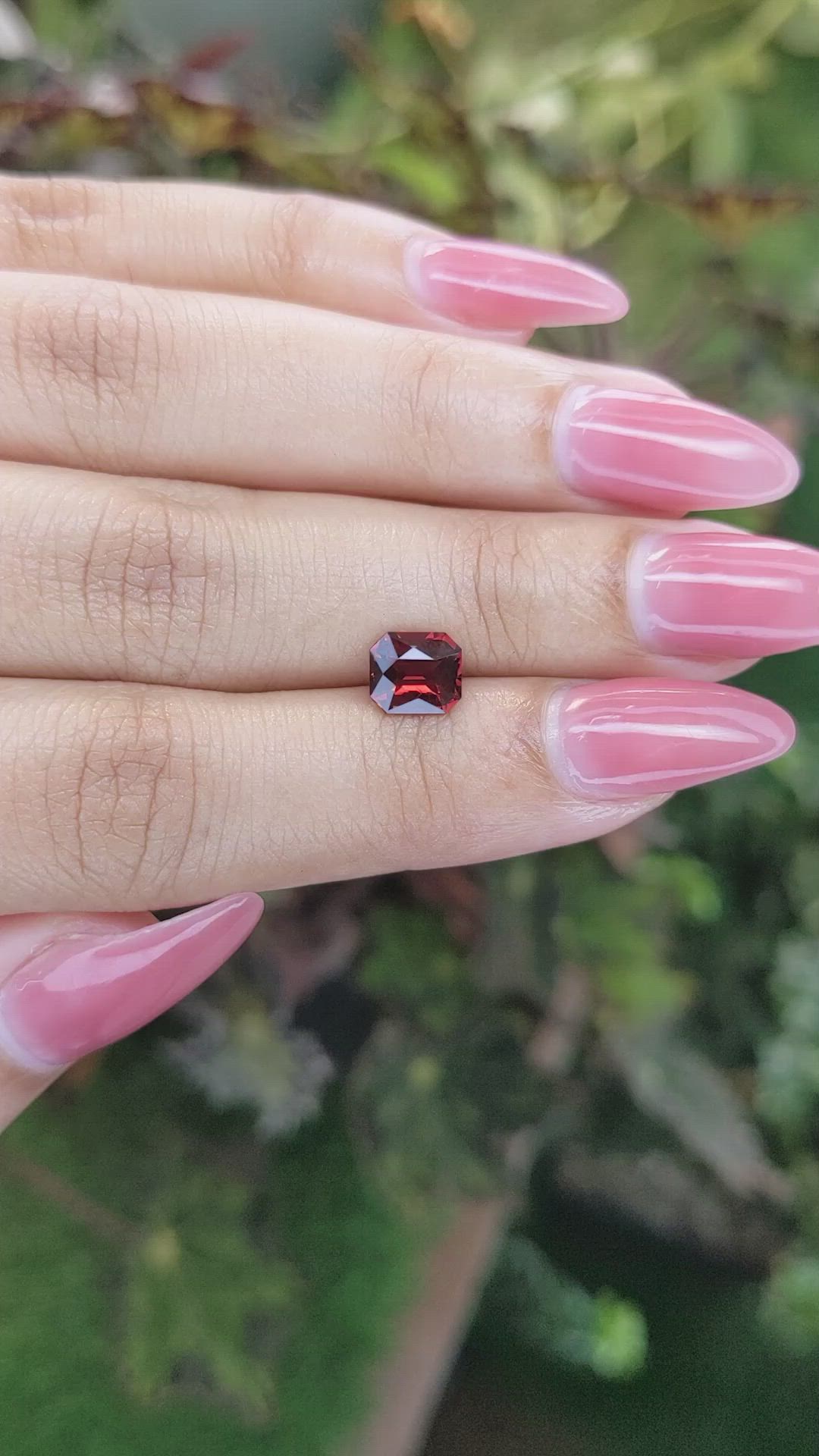 1.46 Ct. Garnet from Ceylon (Sri Lanka) Size Video