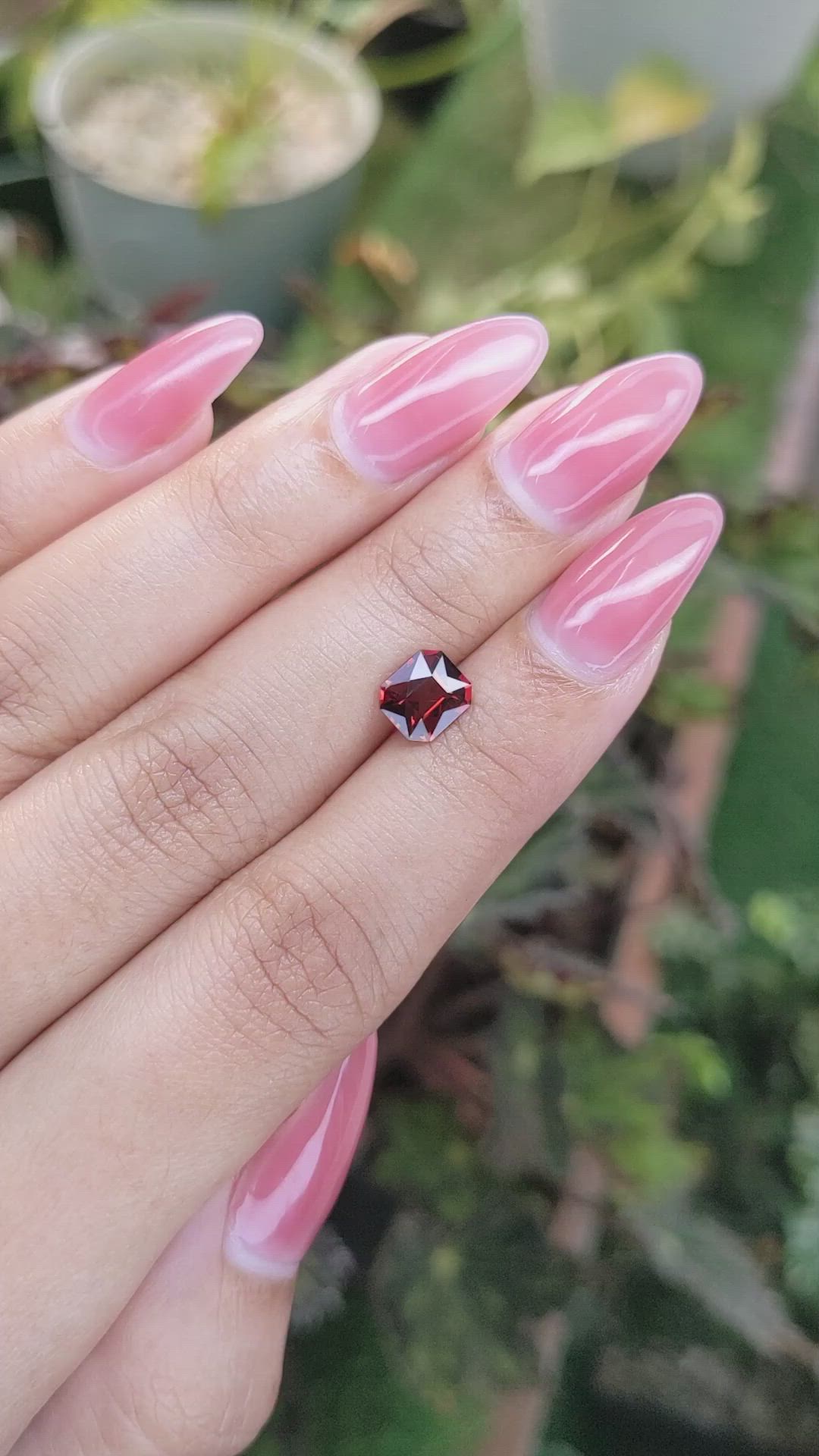 1.46 Ct. Garnet from Ceylon (Sri Lanka) Size Video