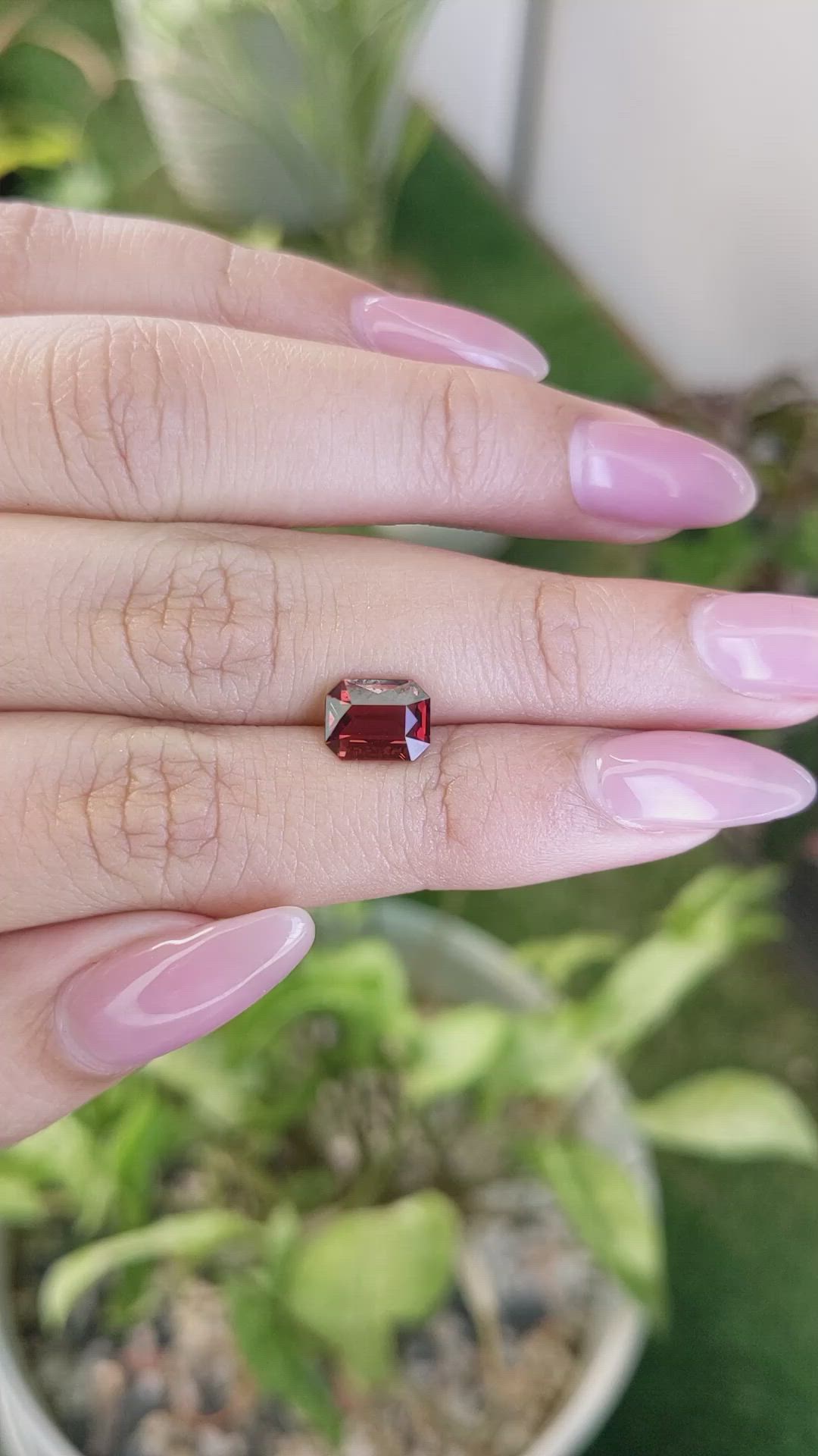 1.78 Ct. Garnet from Ceylon (Sri Lanka) Size Video