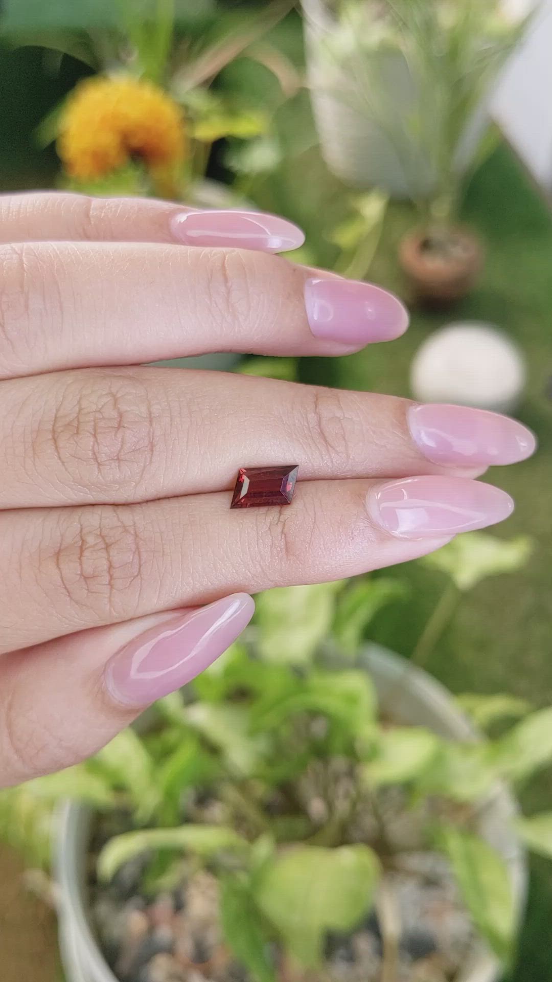 1.14 Ct. Garnet from Ceylon (Sri Lanka) Size Video