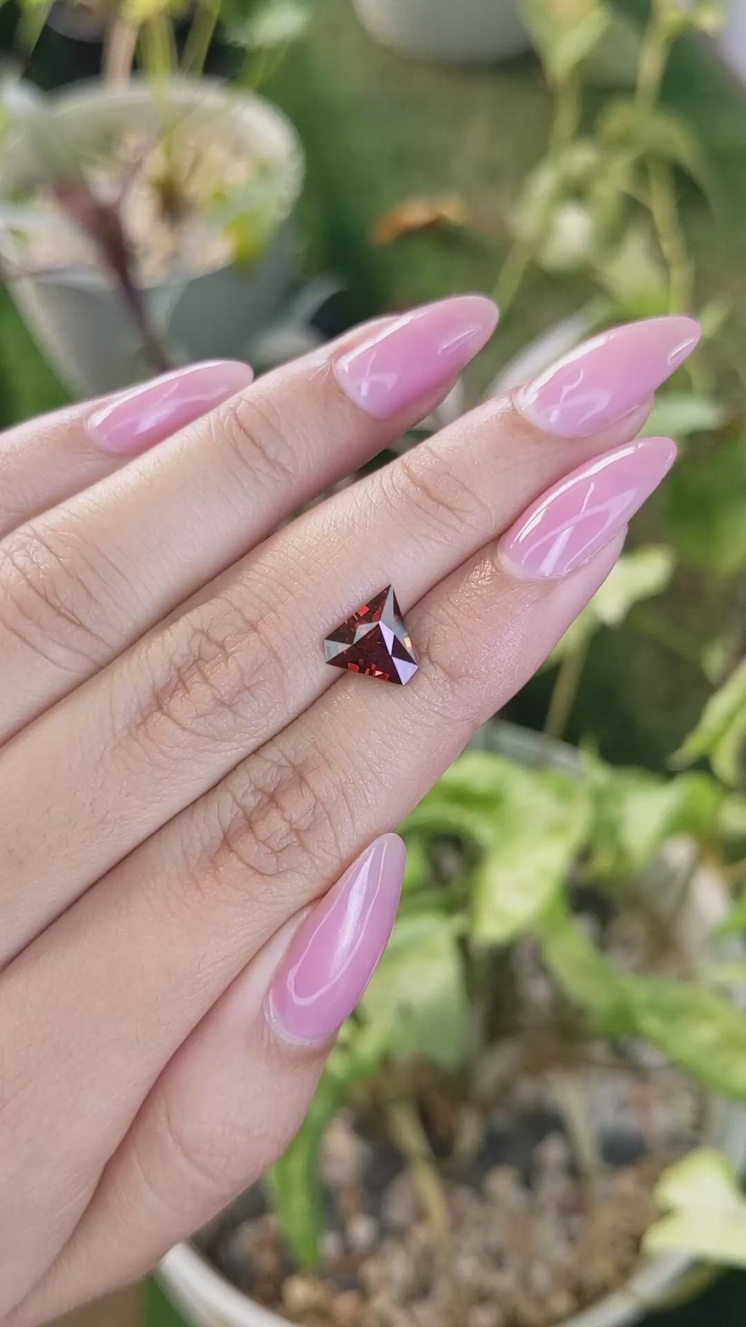 1.86 Ct. Garnet from Ceylon (Sri Lanka) Size Video