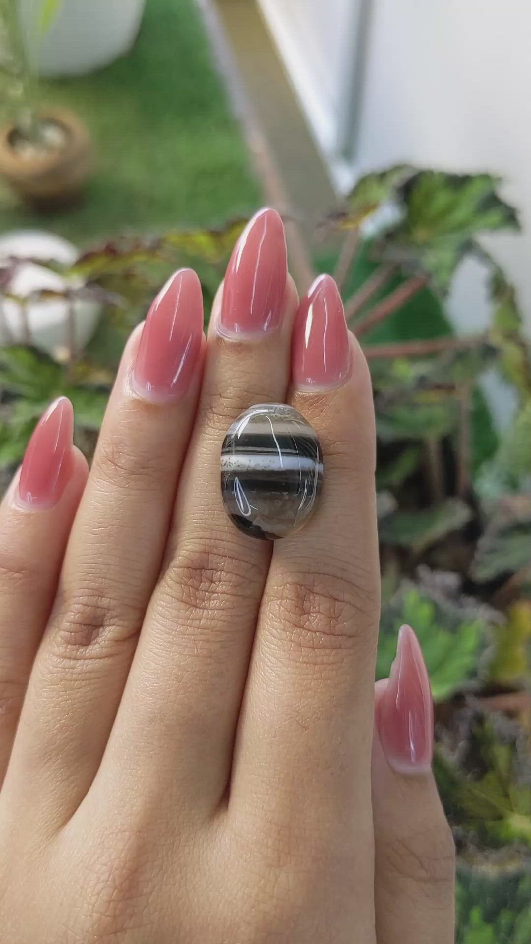 17.18 Ct. Cabochon Onyx from Madagascar Size Video
