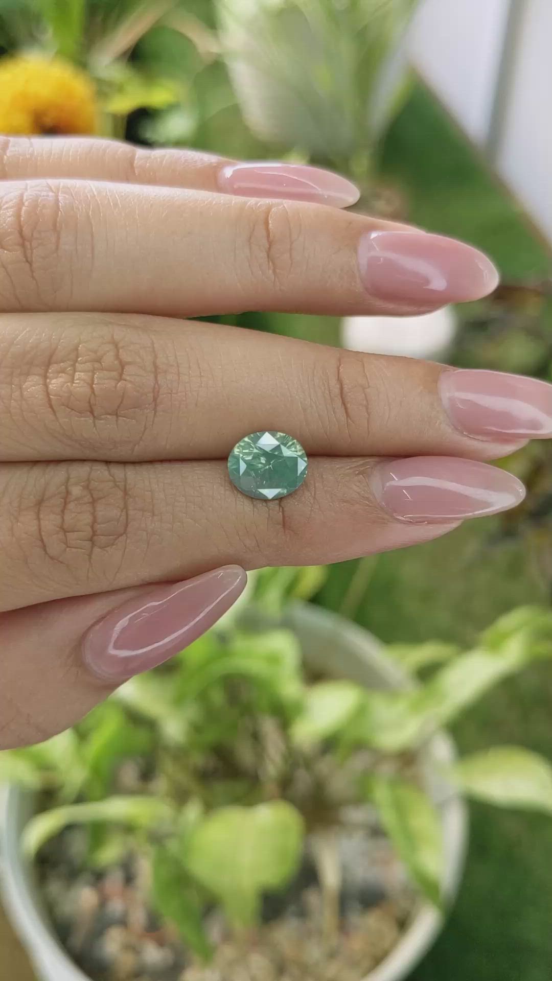 2.80 Ct. Zircon from Ceylon (Sri Lanka) Size Video