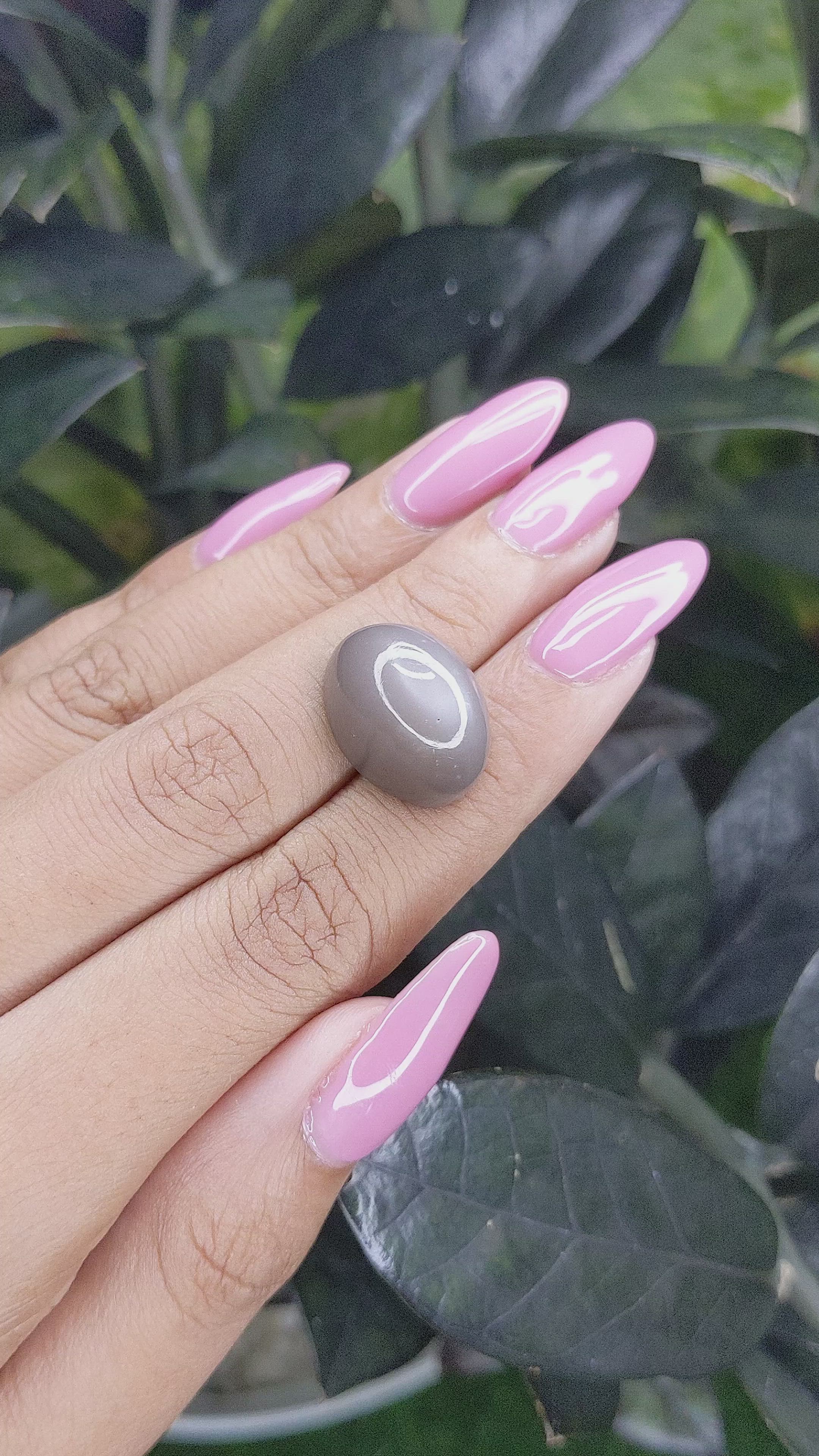 18.57 Ct. Cabochon Moonstone from Ceylon (Sri Lanka) Size Video
