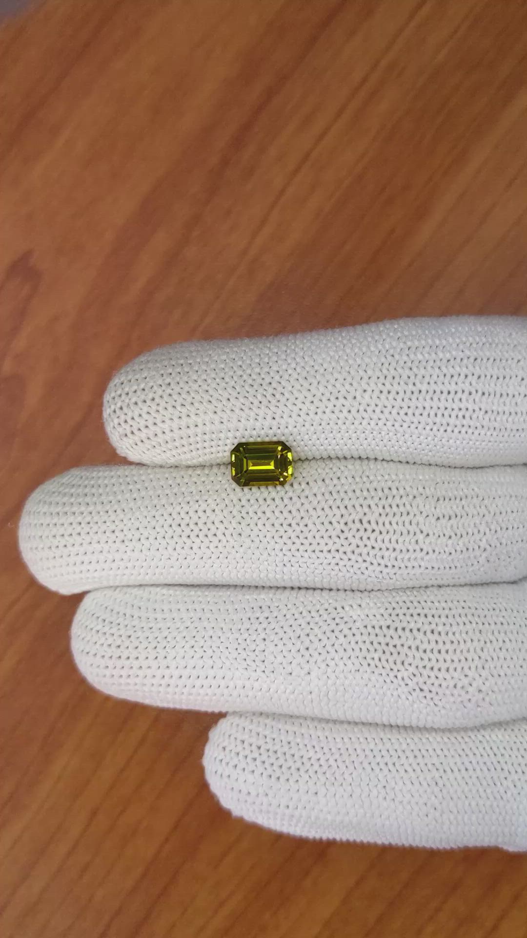 1.58 Ct. Chrysoberyl from Ceylon (Sri Lanka) Size Video