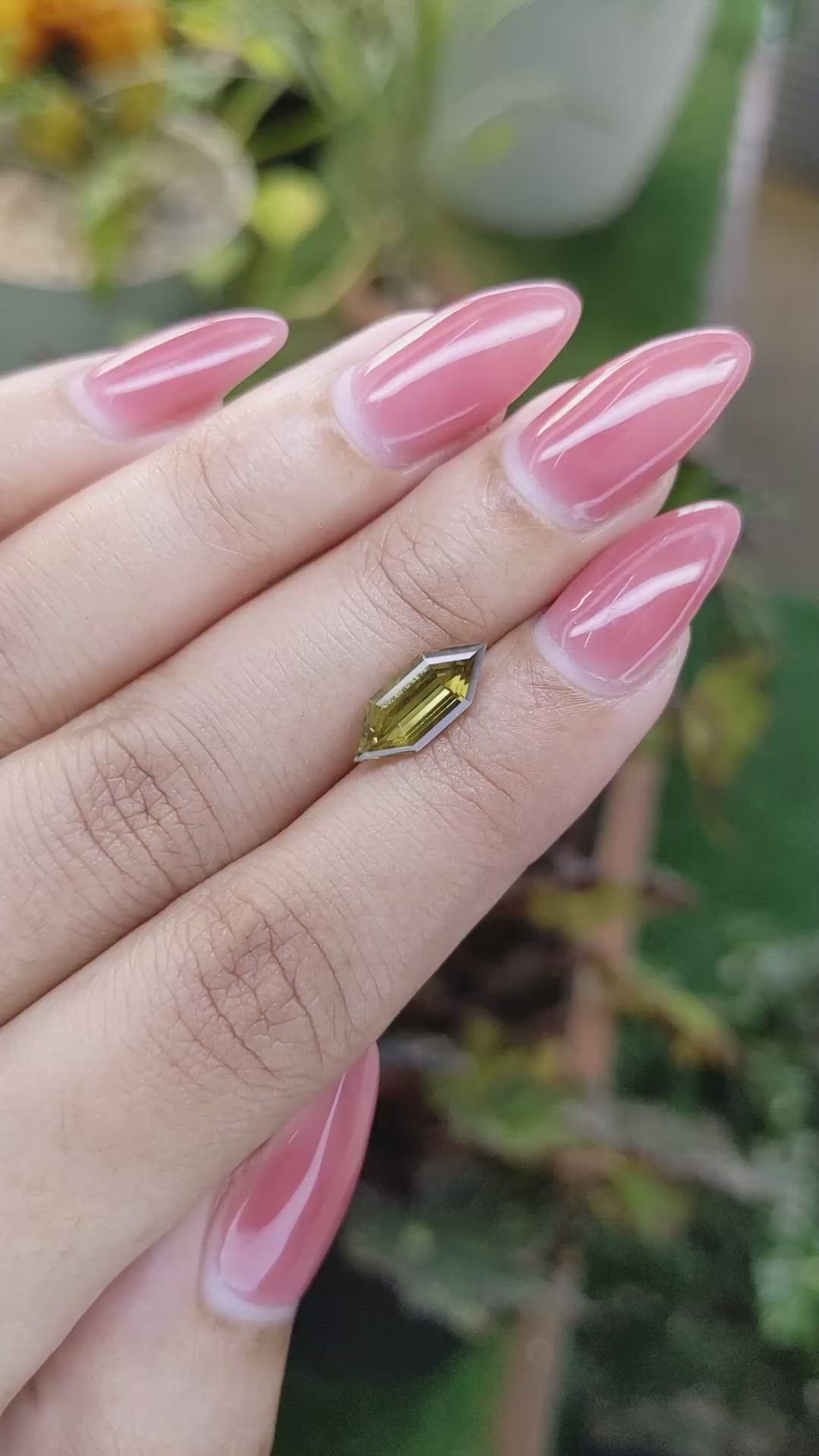 1.77 Ct. Chrysoberyl from Ceylon (Sri Lanka) Size Video