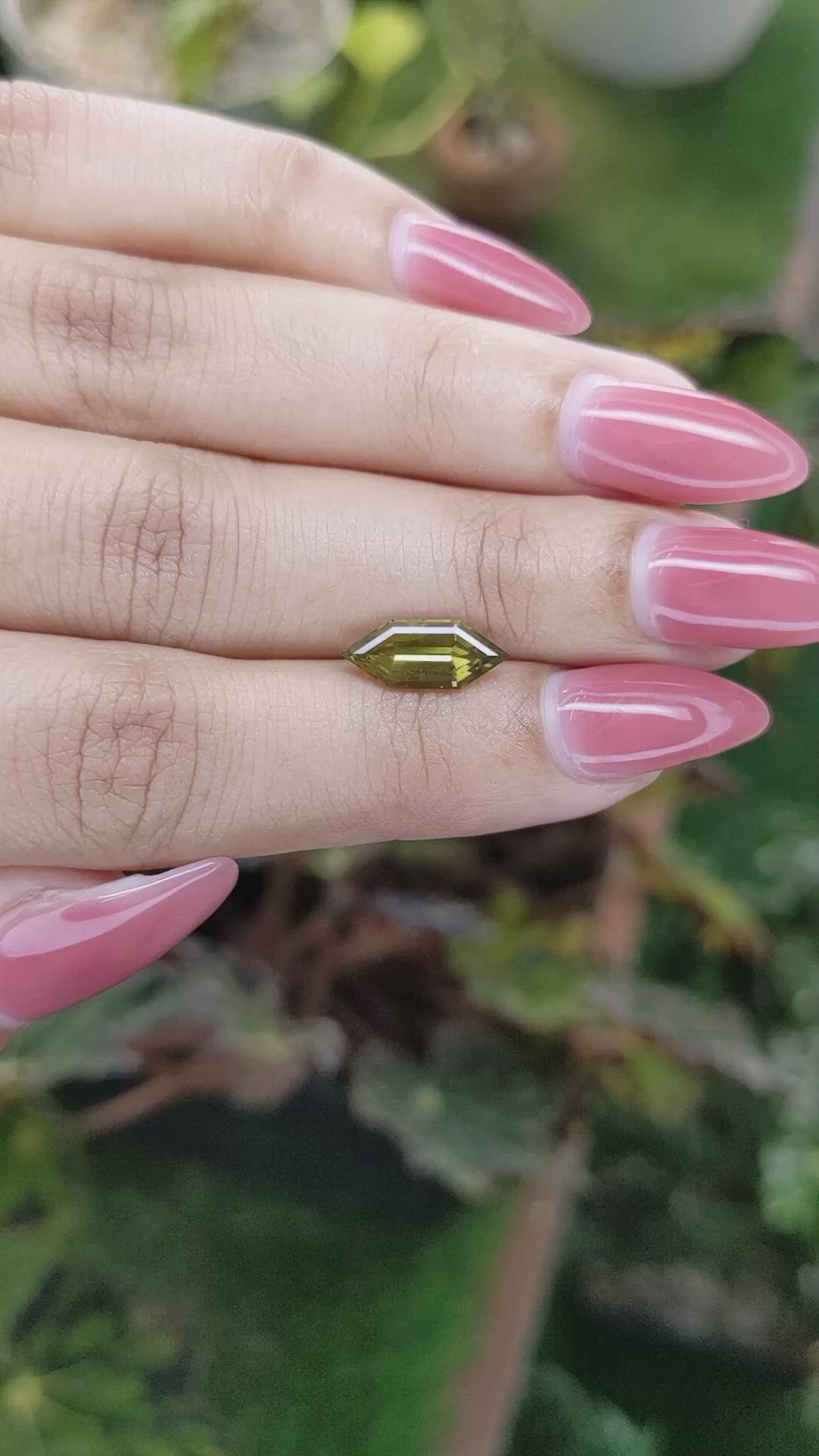 1.77 Ct. Chrysoberyl from Ceylon (Sri Lanka) Size Video