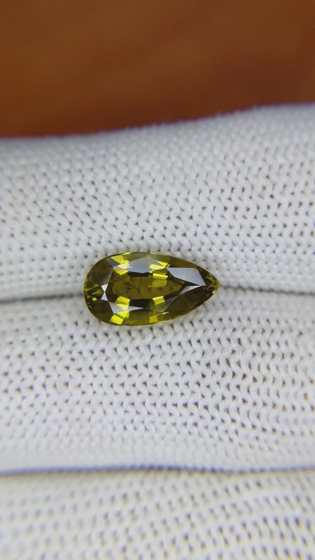 4.03 Ct. Chrysoberyl from Ceylon (Sri Lanka) Size Video