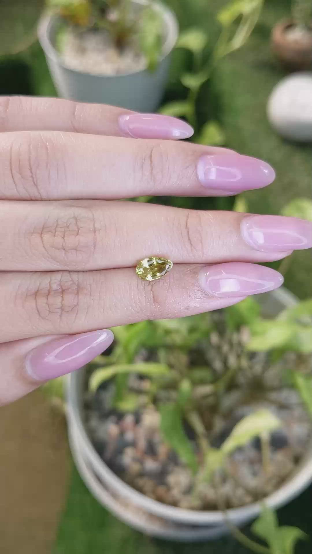 1.33 Ct. Chrysoberyl from Ceylon (Sri Lanka) Size Video