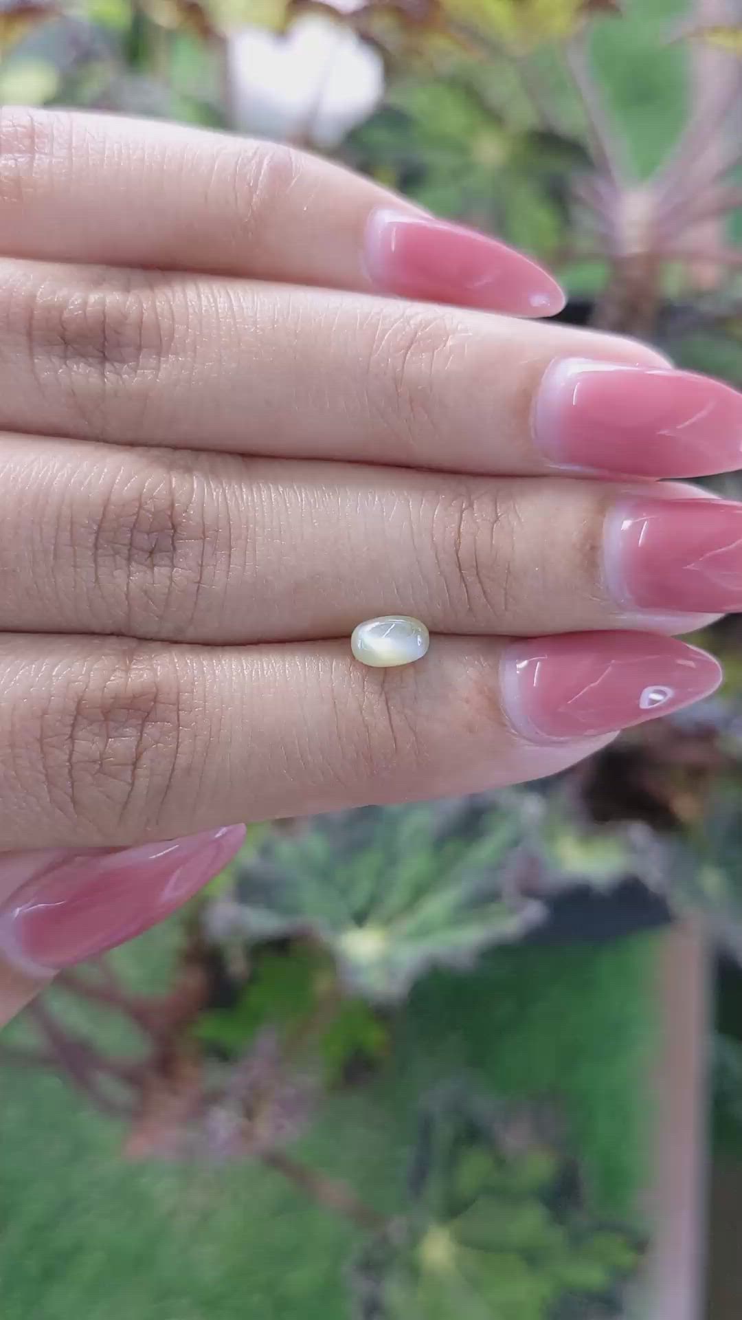 0.99 Ct. Cabochon Chrysoberyl from Ceylon (Sri Lanka) Size Video