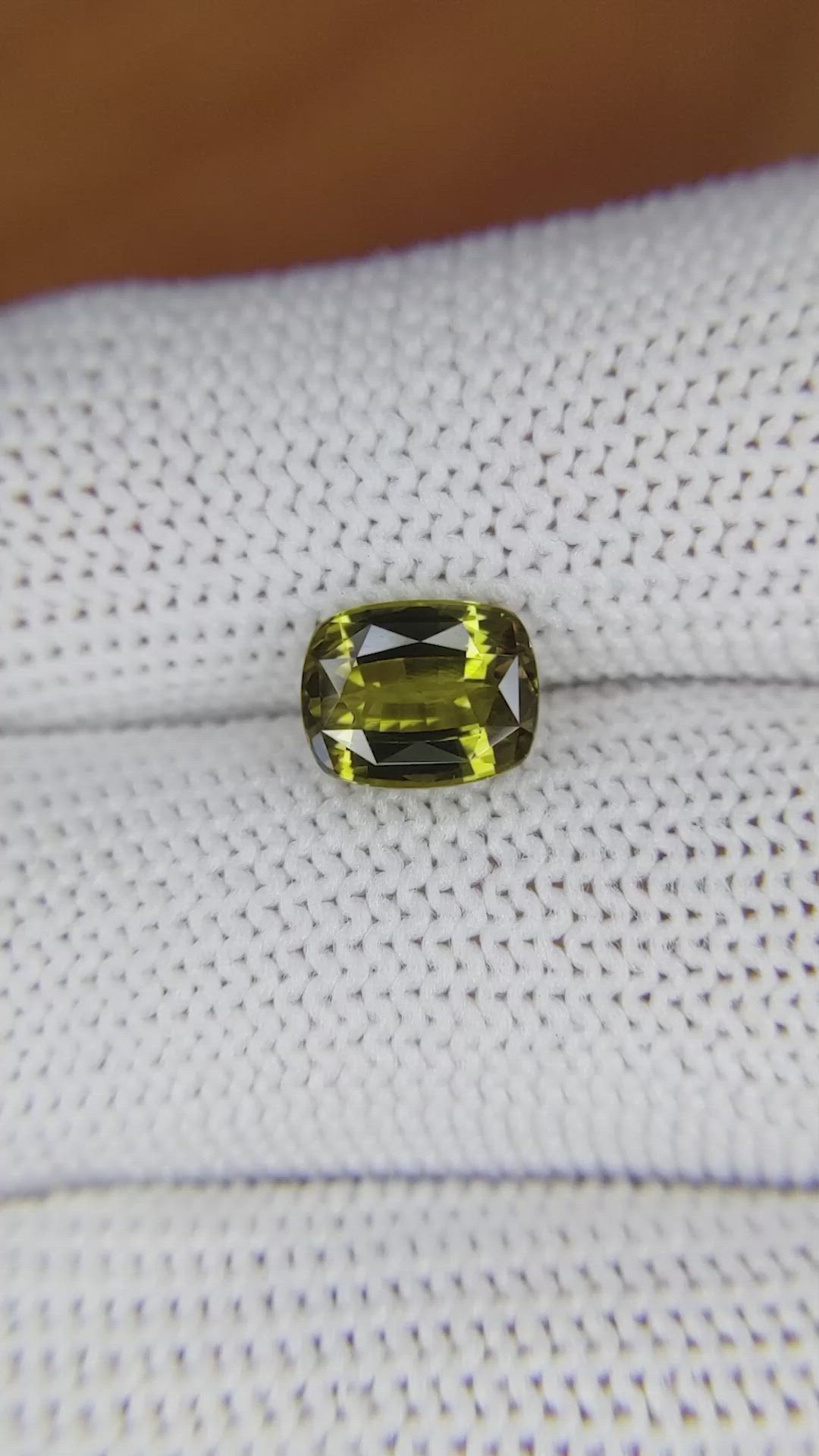 2.45 Ct. Chrysoberyl from Ceylon (Sri Lanka) Size Video