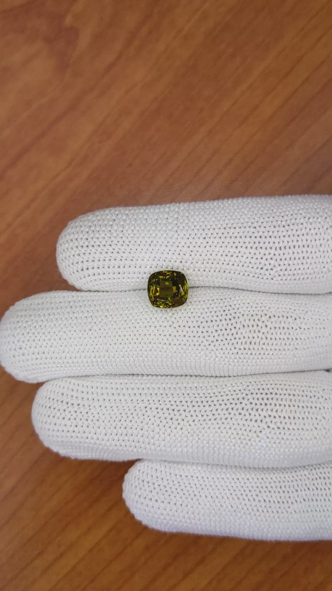3.25 Ct. Chrysoberyl from Ceylon (Sri Lanka) Size Video