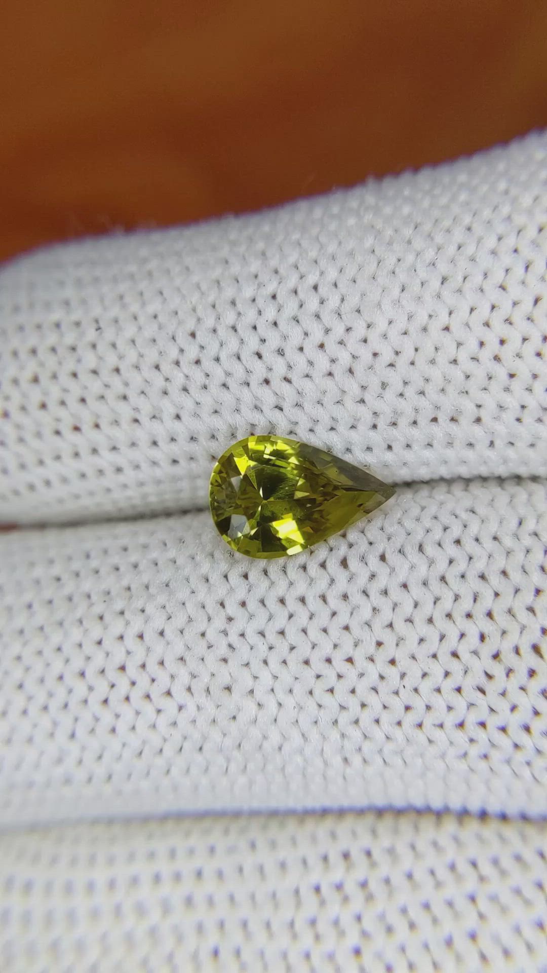 1.62 Ct. Chrysoberyl from Ceylon (Sri Lanka) Size Video