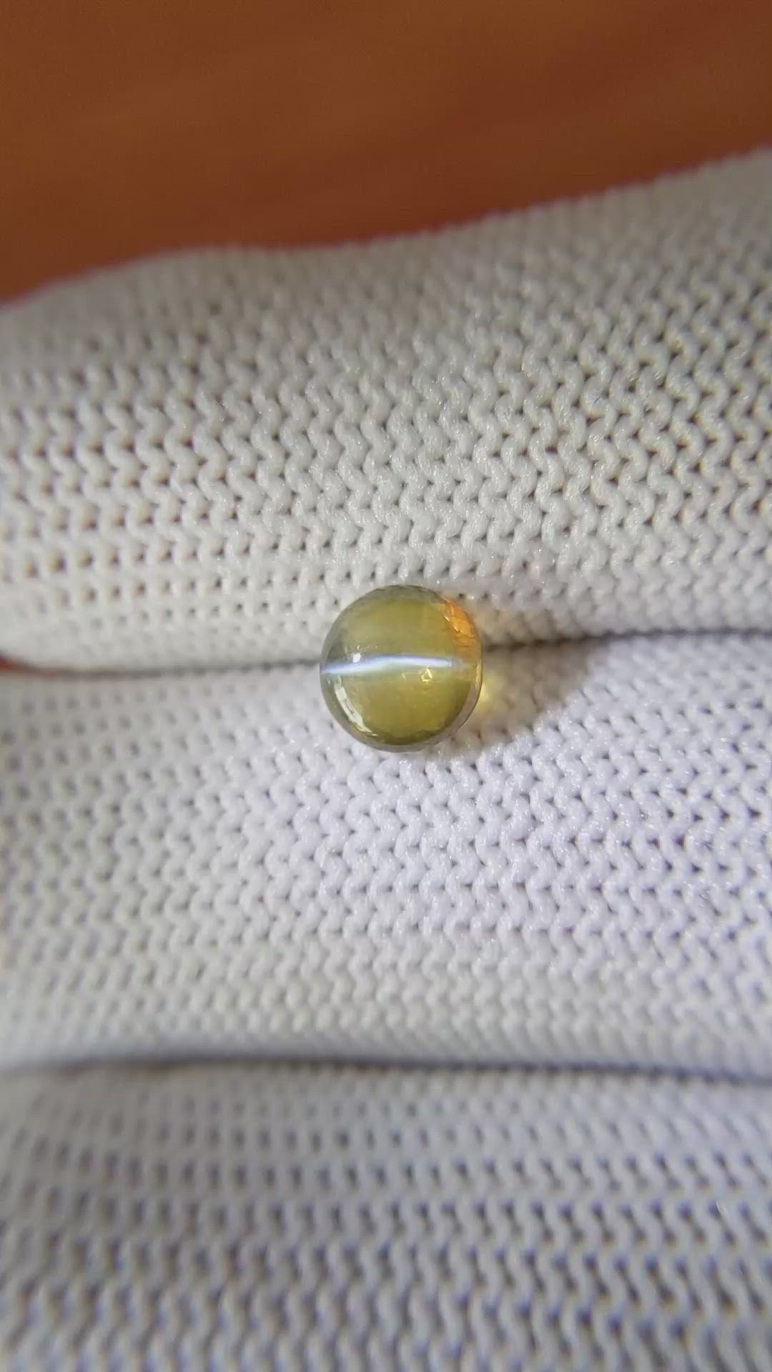 1.47 Ct. Cabochon Chrysoberyl from Ceylon (Sri Lanka) Size Video