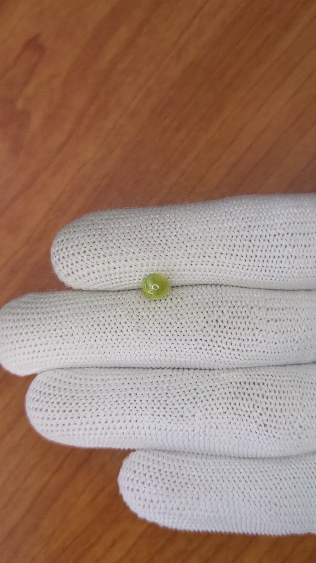 1.07 Ct. Cabochon Chrysoberyl from Ceylon (Sri Lanka) Size Video