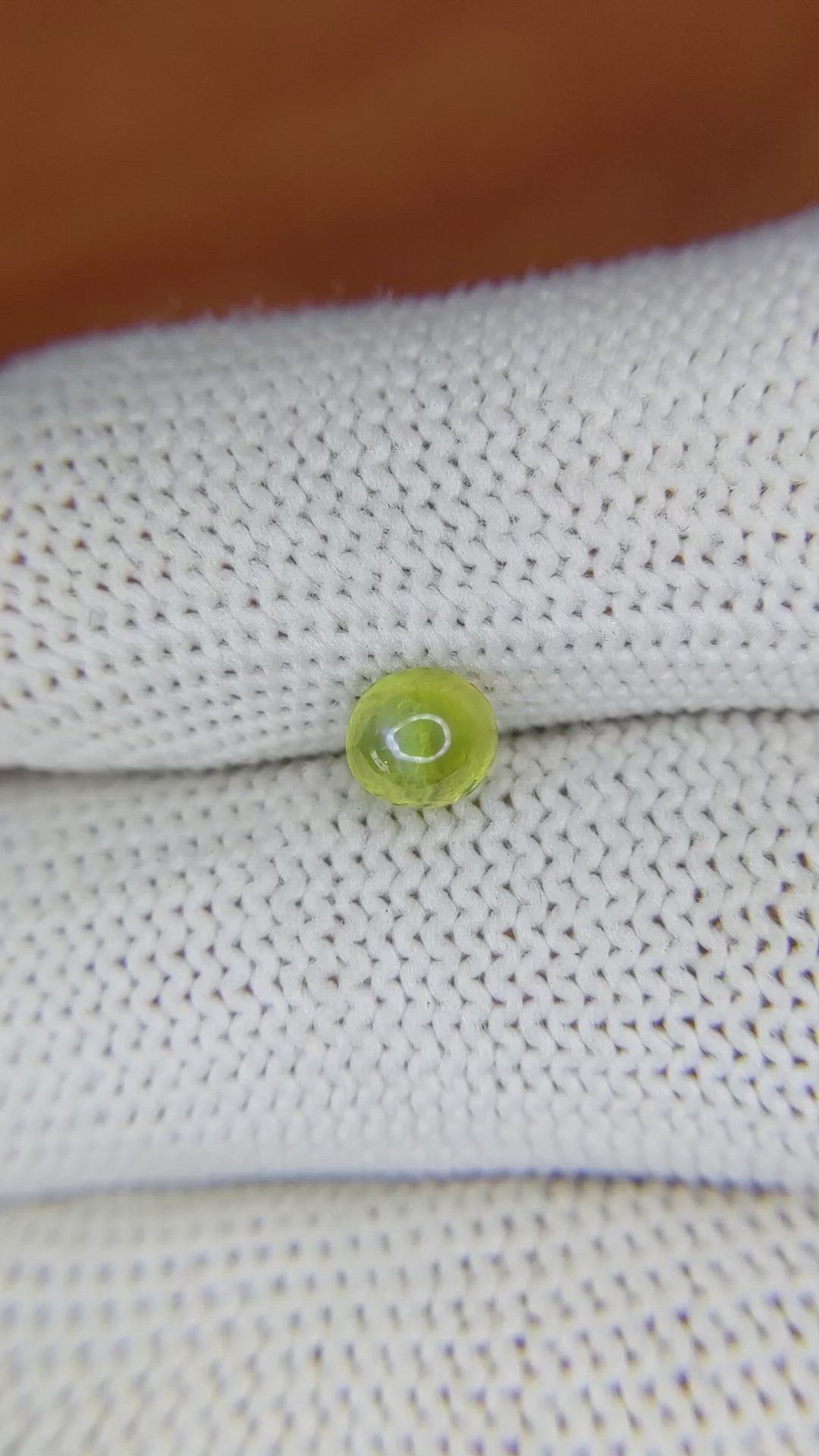 1.07 Ct. Cabochon Chrysoberyl from Ceylon (Sri Lanka) Size Video