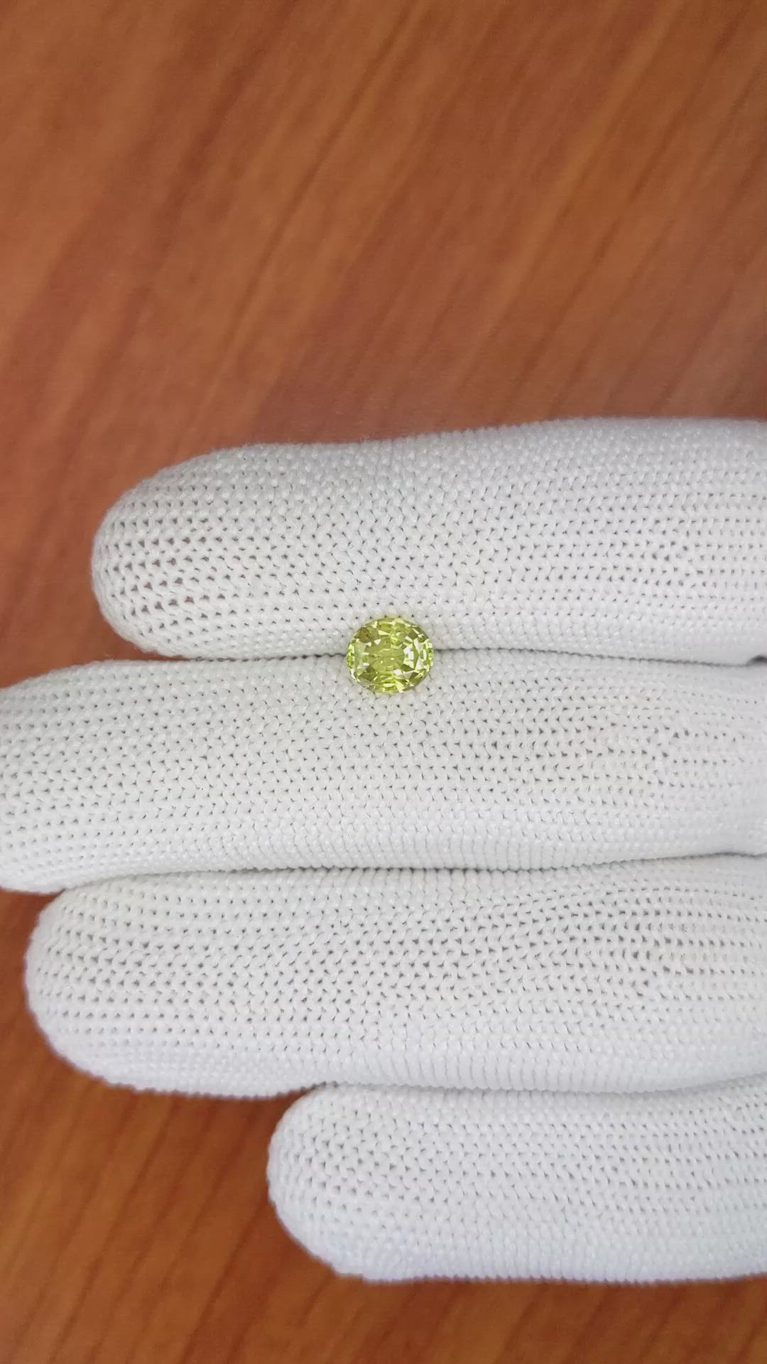 1.02 Ct. Chrysoberyl from Ceylon (Sri Lanka) Size Video
