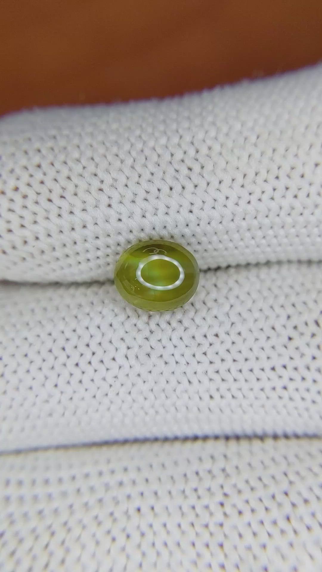 2.16 Ct. Cabochon Chrysoberyl from Ceylon (Sri Lanka) Size Video
