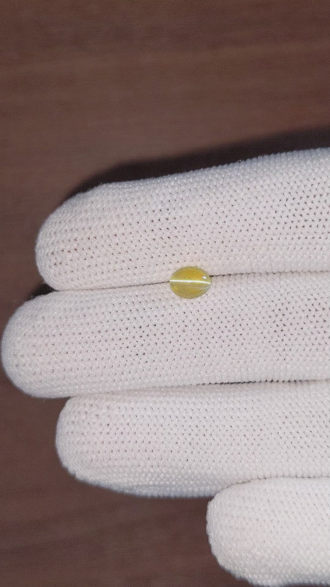 0.99 Ct. Cabochon Chrysoberyl from Ceylon (Sri Lanka) Size Video