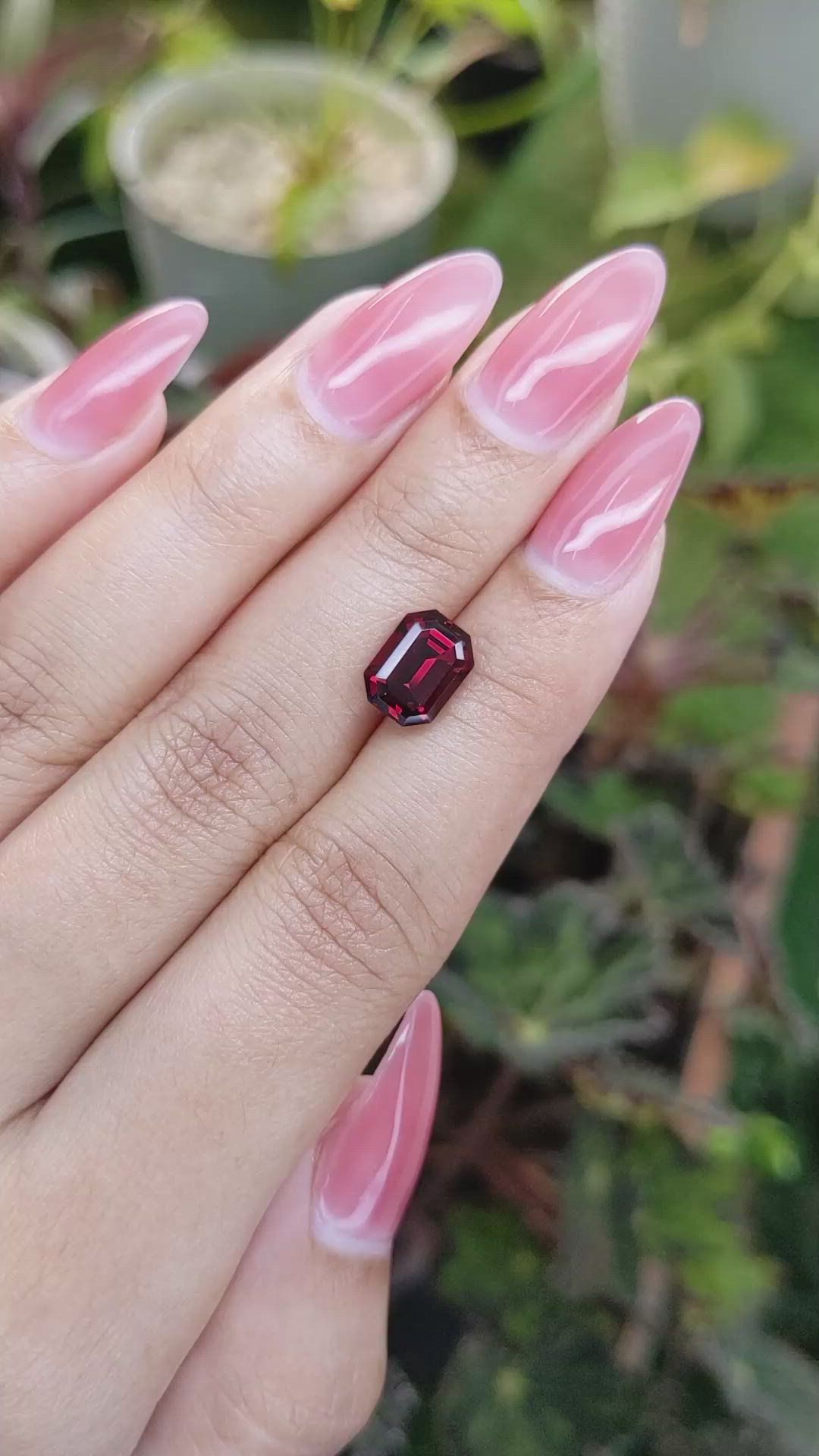 3.35 Ct. Garnet from Ceylon (Sri Lanka) Size Video