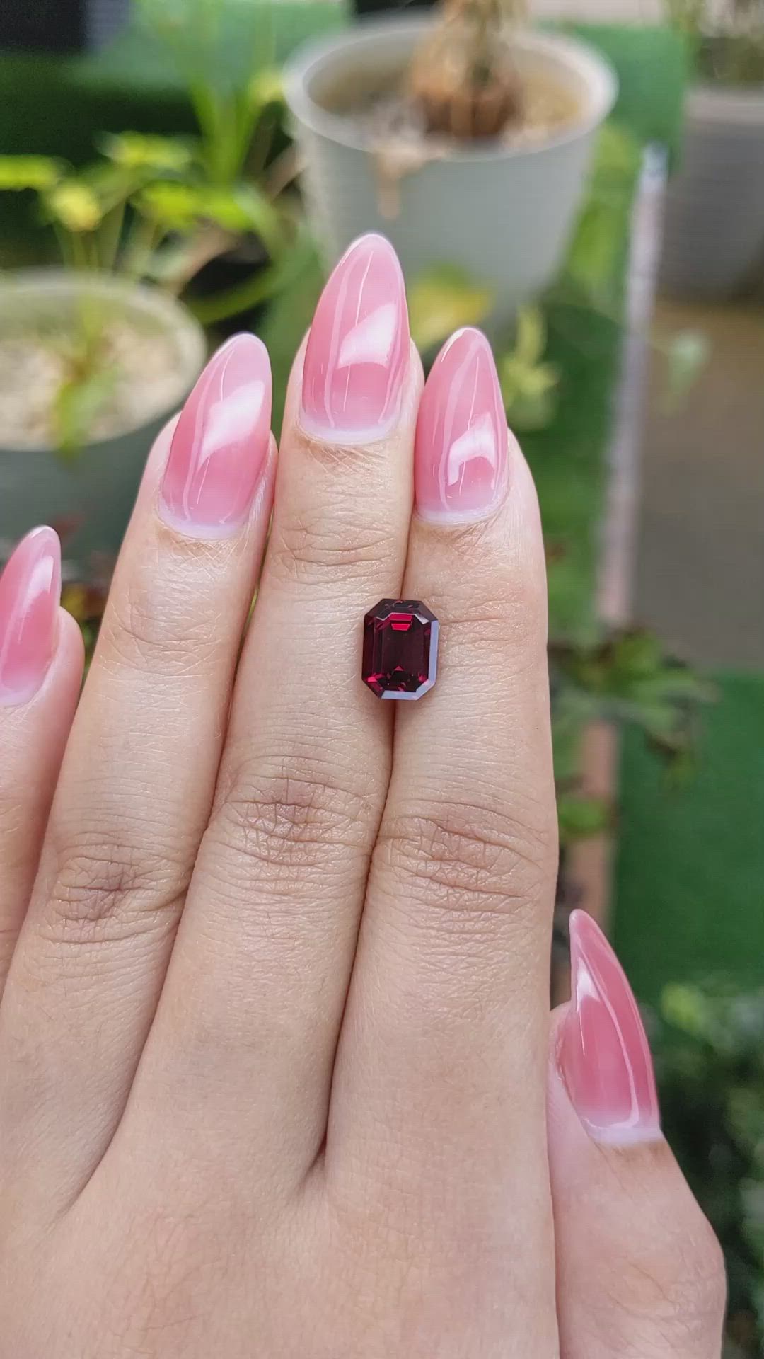 3.35 Ct. Garnet from Ceylon (Sri Lanka) Size Video