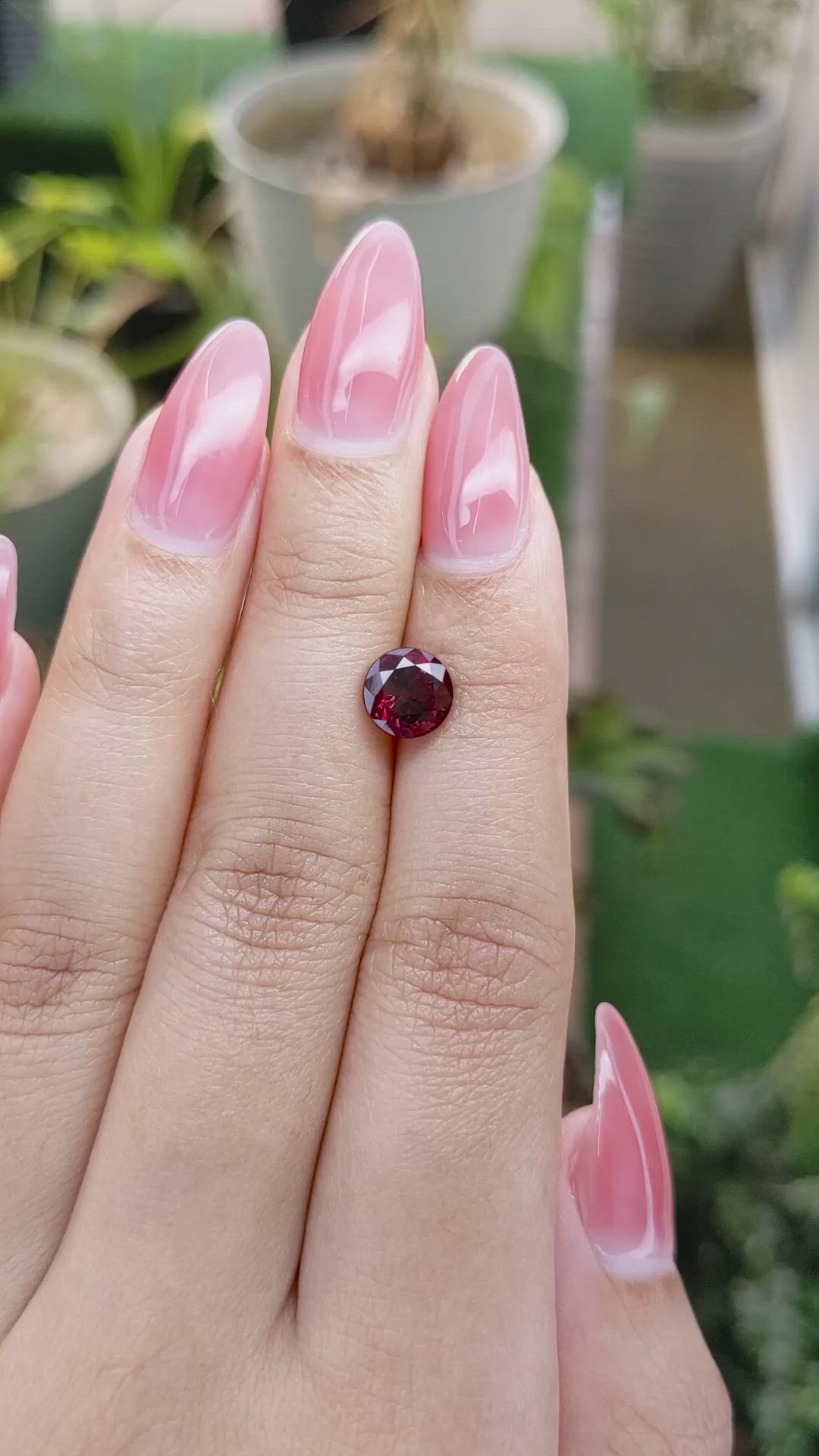2.16 Ct. Rhodolite Garnet from Ceylon (Sri Lanka) Size Video