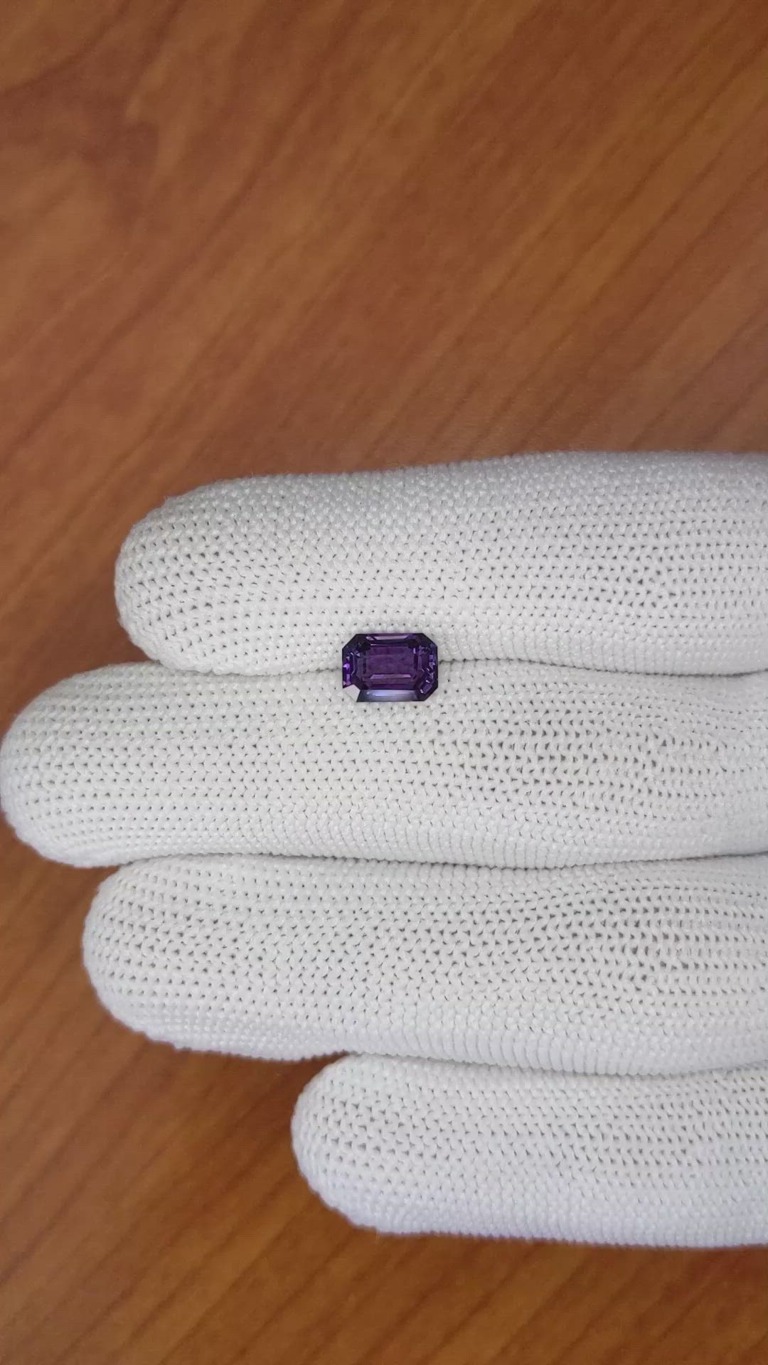 1.77 Ct. Spinel from Ceylon (Sri Lanka) Size Video
