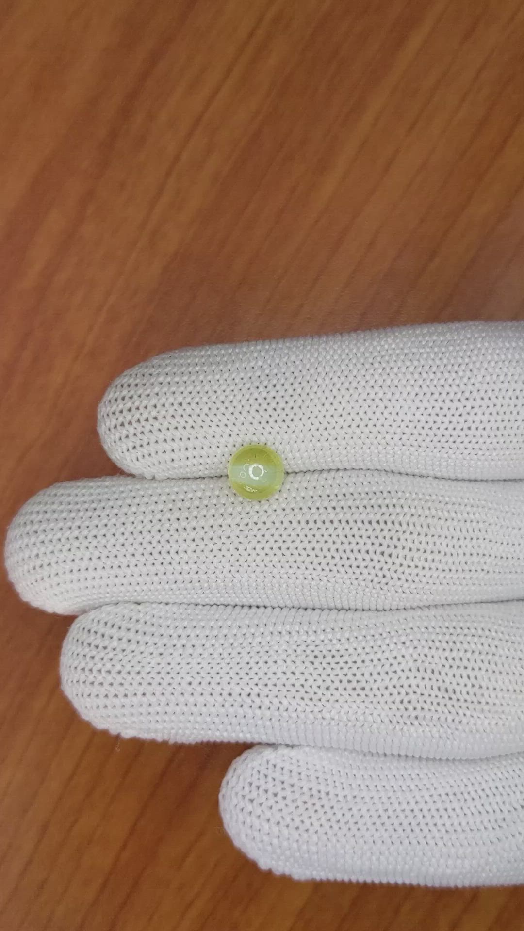 2.07 Ct. Cabochon Chrysoberyl from Ceylon (Sri Lanka) Size Video