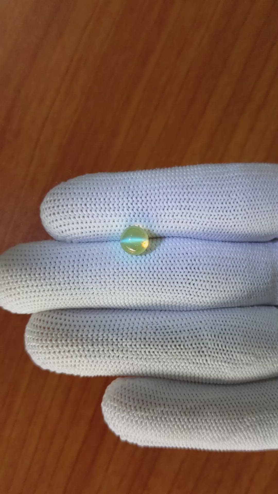 2.07 Ct. Cabochon Chrysoberyl from Ceylon (Sri Lanka) Size Video