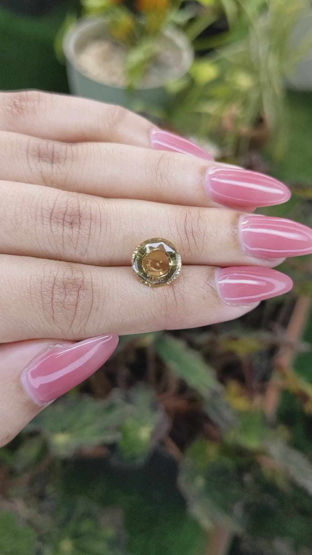 3.97 Ct. Sinhalite from Ceylon (Sri Lanka) Size Video