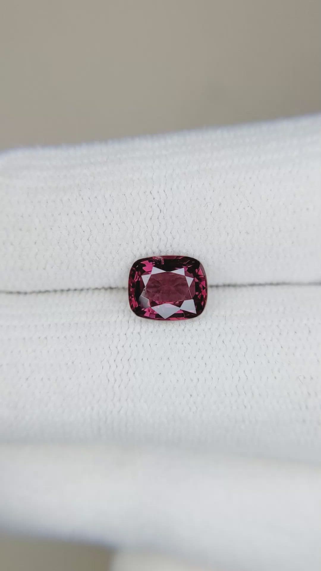 1.38 Ct. Spinel from Burma (Myanmar) Size Video