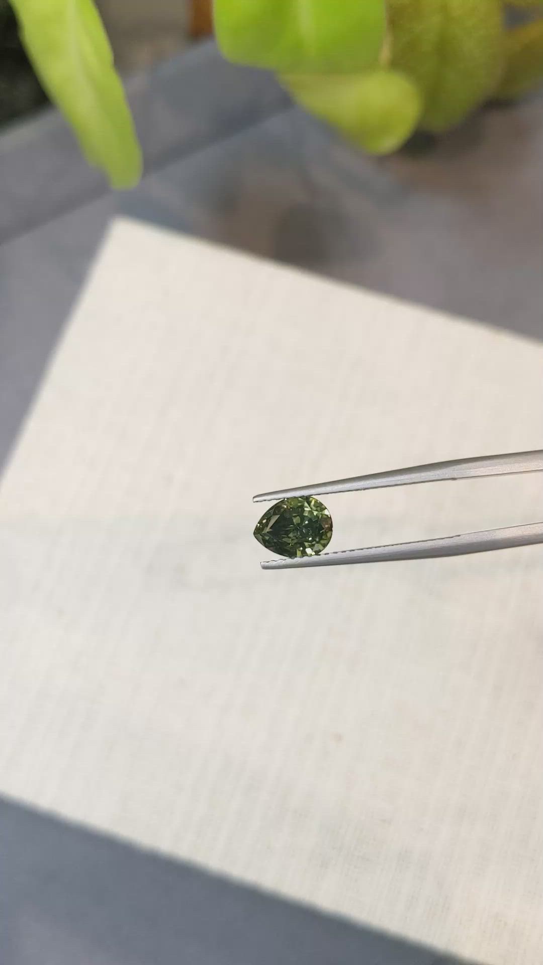2.24 Ct. Zircon from Ceylon (Sri Lanka) Size Video