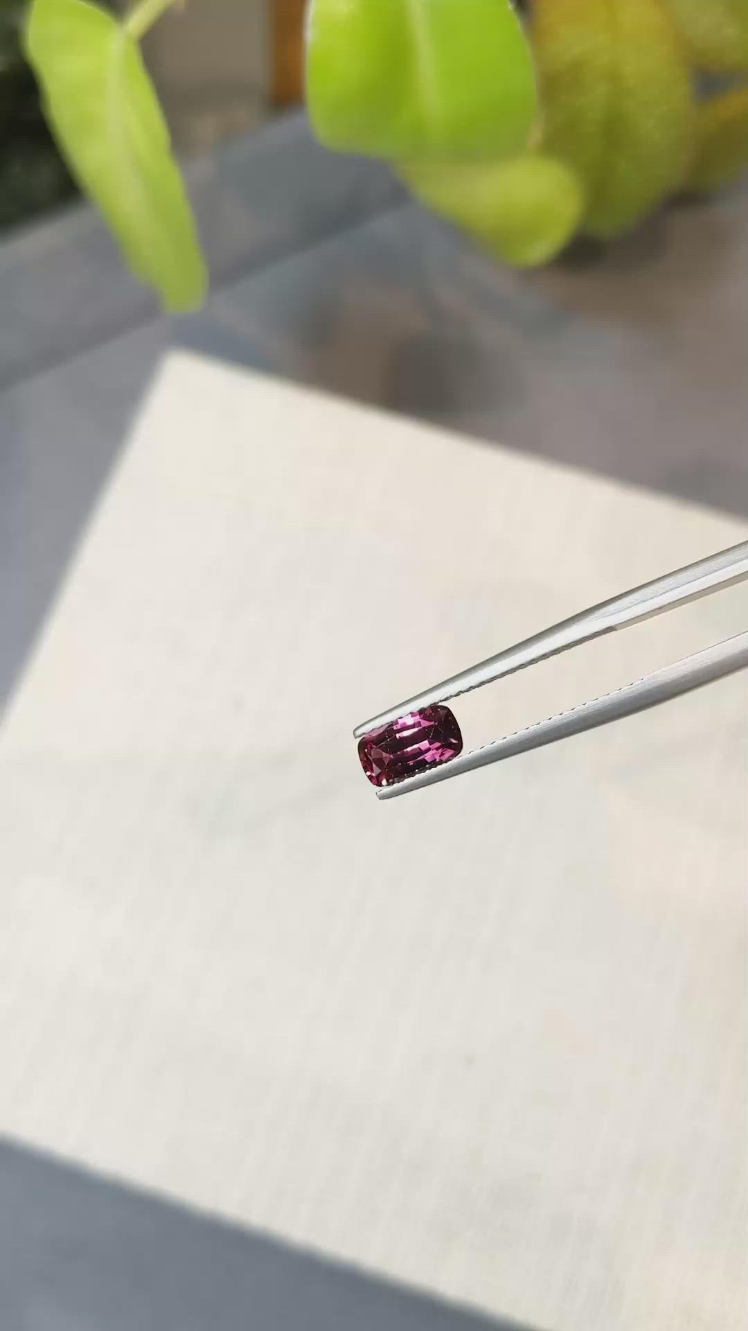 0.98 Ct. Rhodolite Garnet from Ceylon (Sri Lanka) Size Video